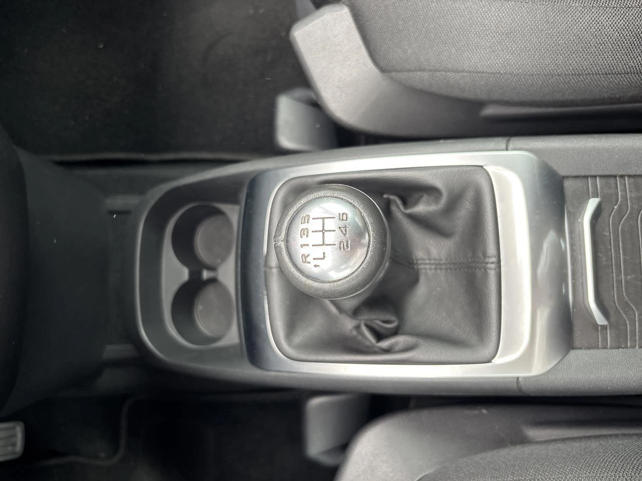Citroën-C4 Picasso-image-16