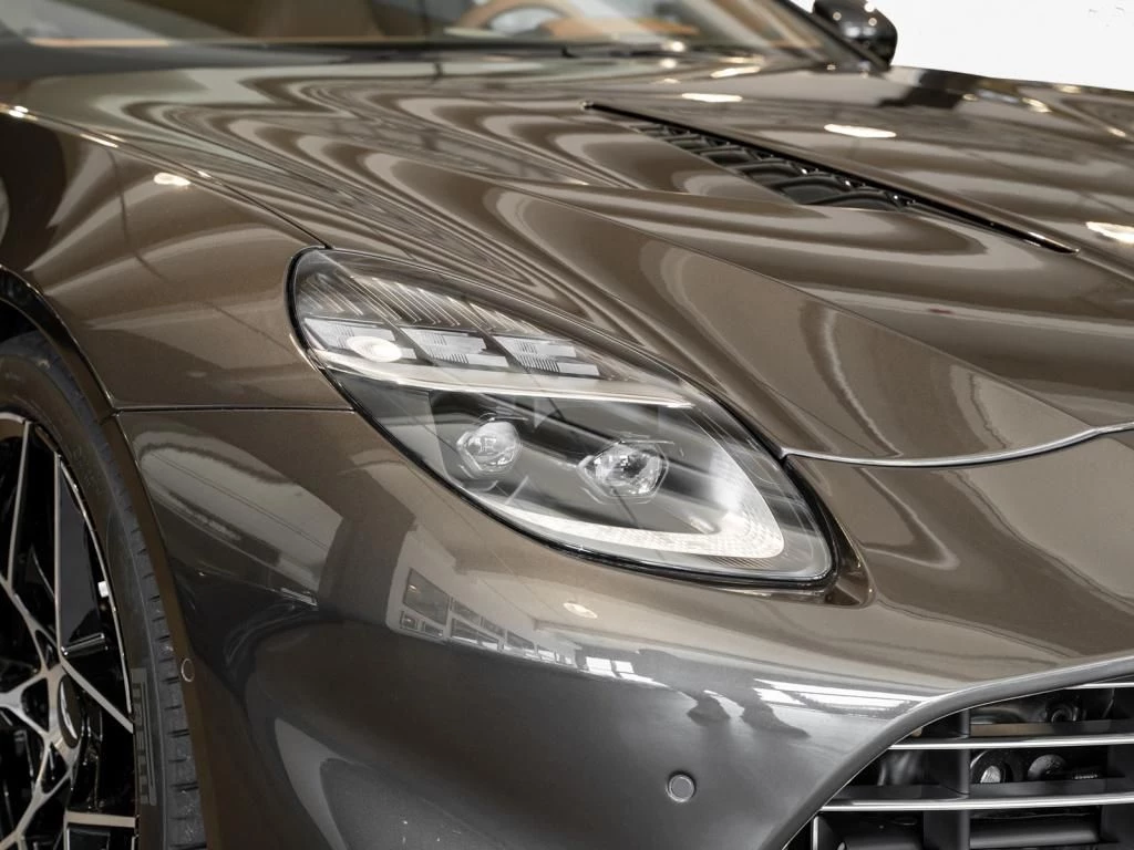 Aston Martin Vanquish Coupe Aston Martin Hamburg