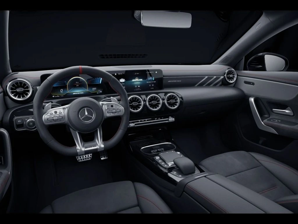 Mercedes-AMG-CLA 35 AMG-image-9
