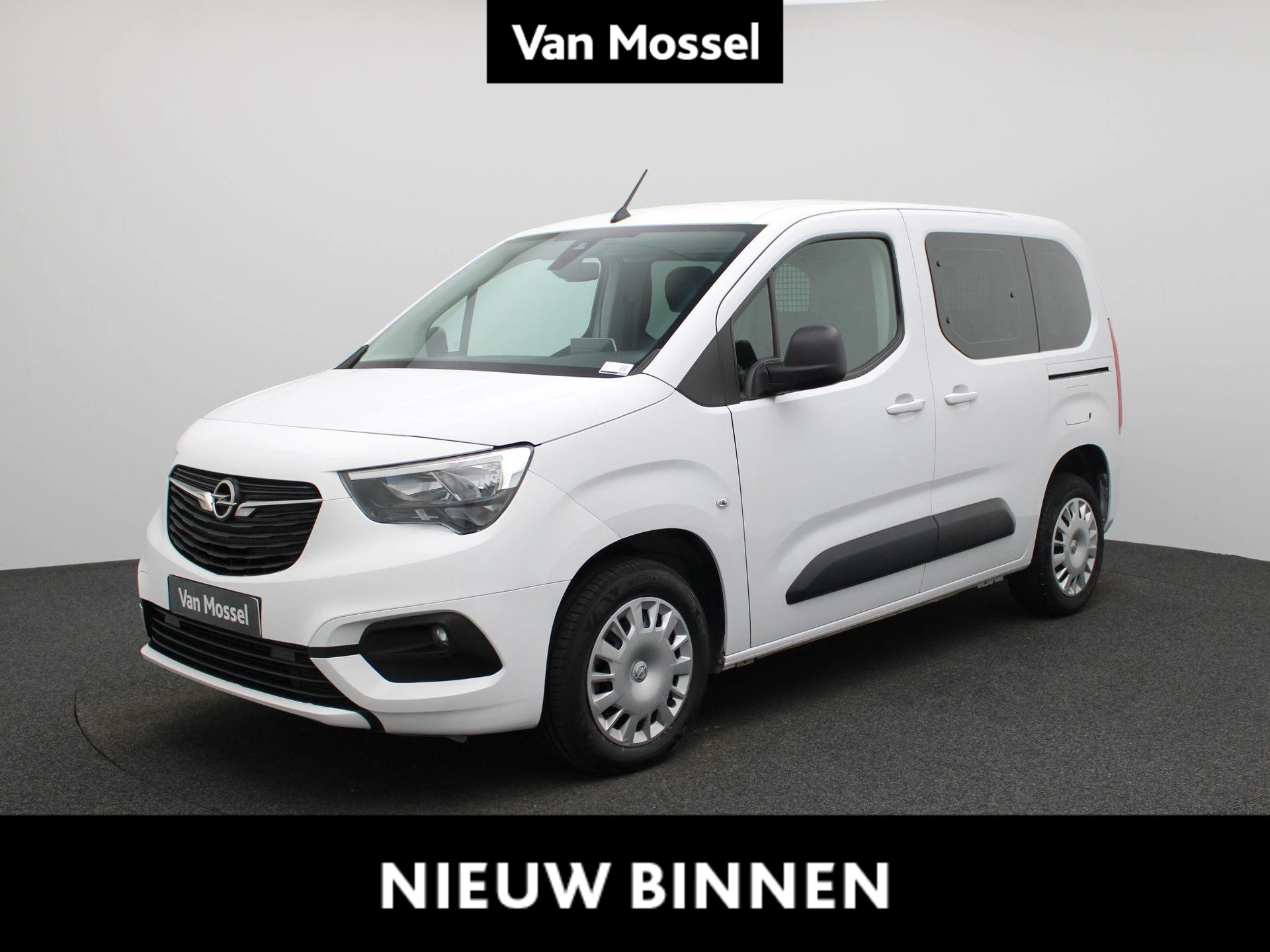 Opel-Combo Life-image-0