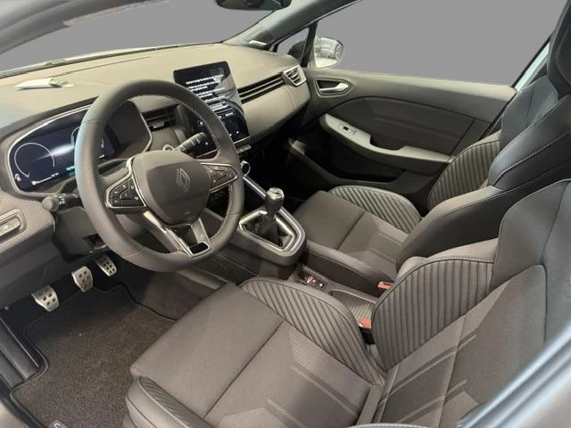 Renault-Clio-image-8