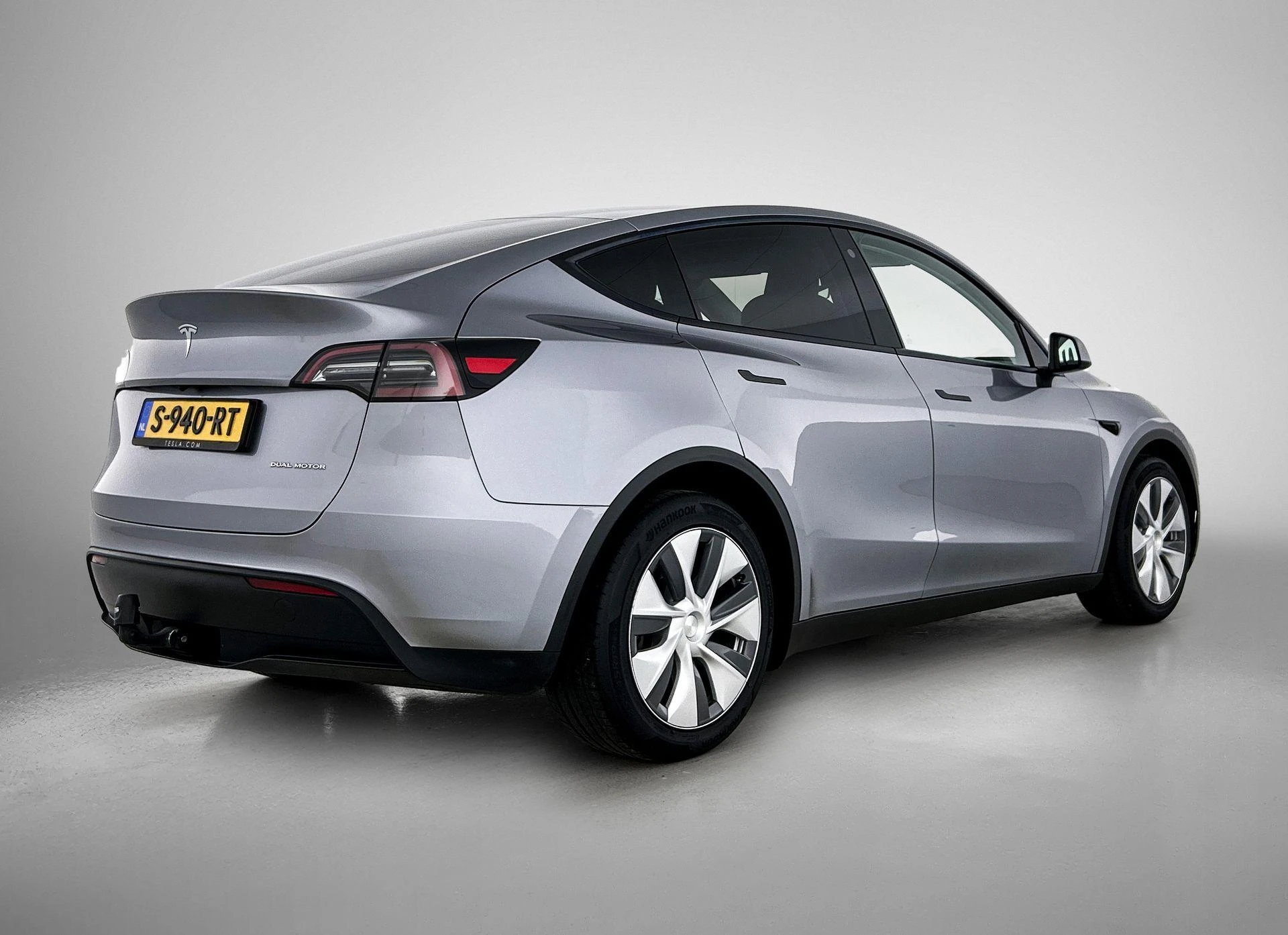 Tesla-Model Y-image-3