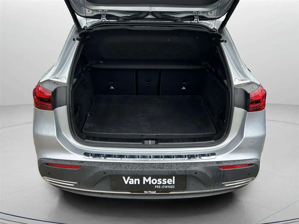 Mercedes-Benz-EQA-image-20