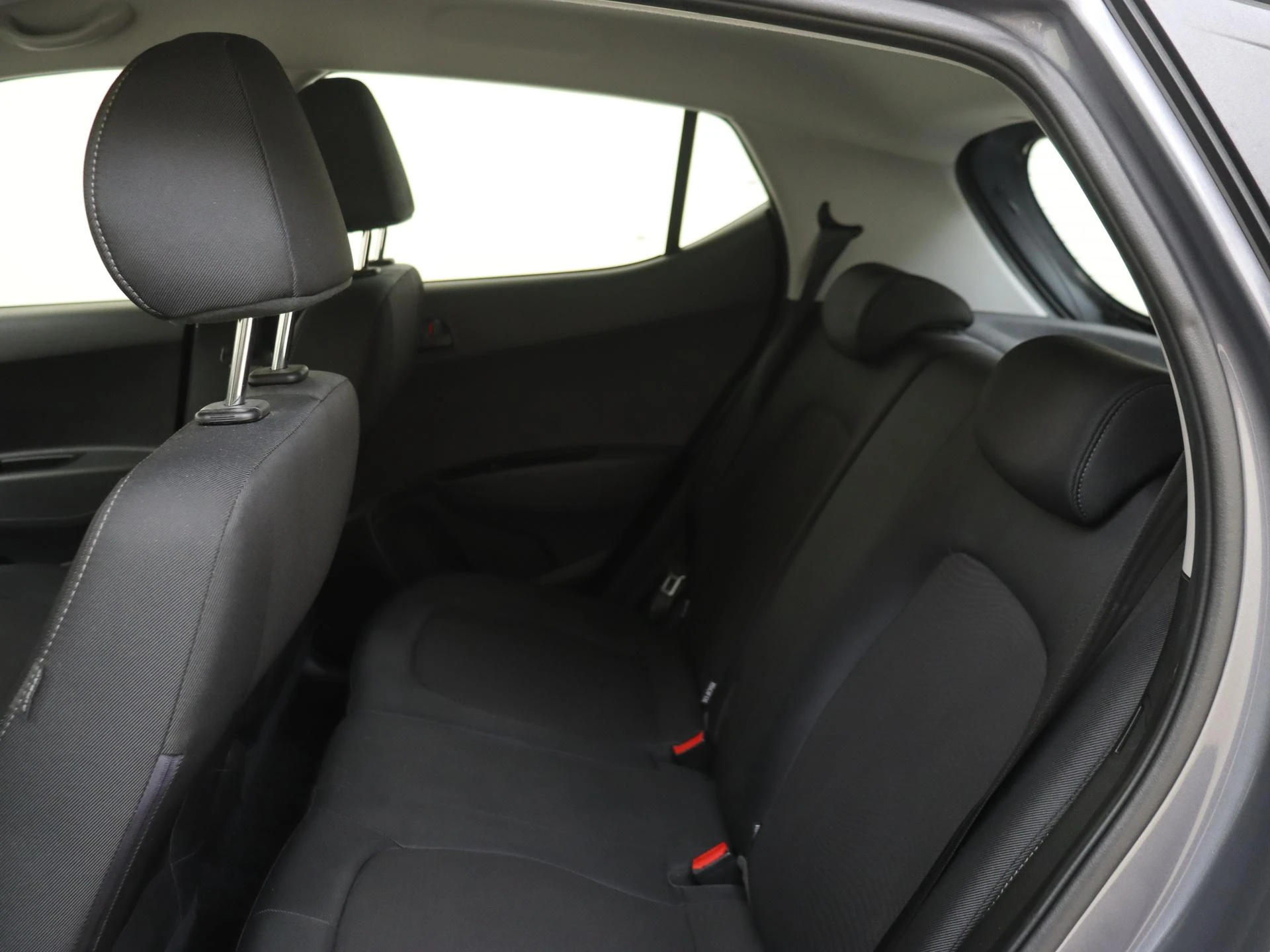 Hyundai-i10-image-16