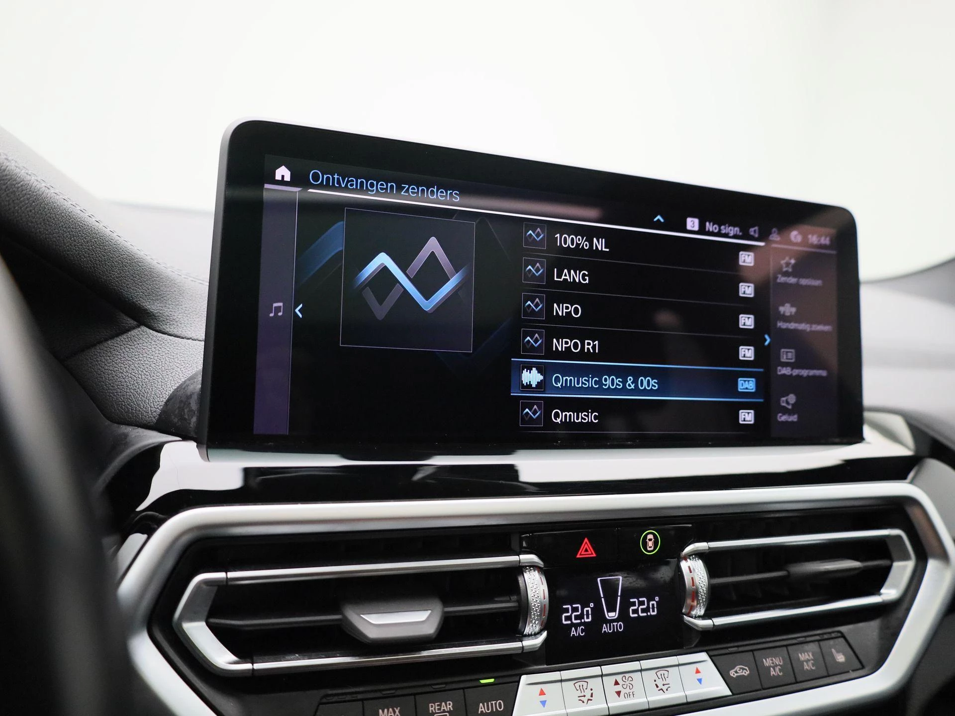 BMW-iX3-image-30
