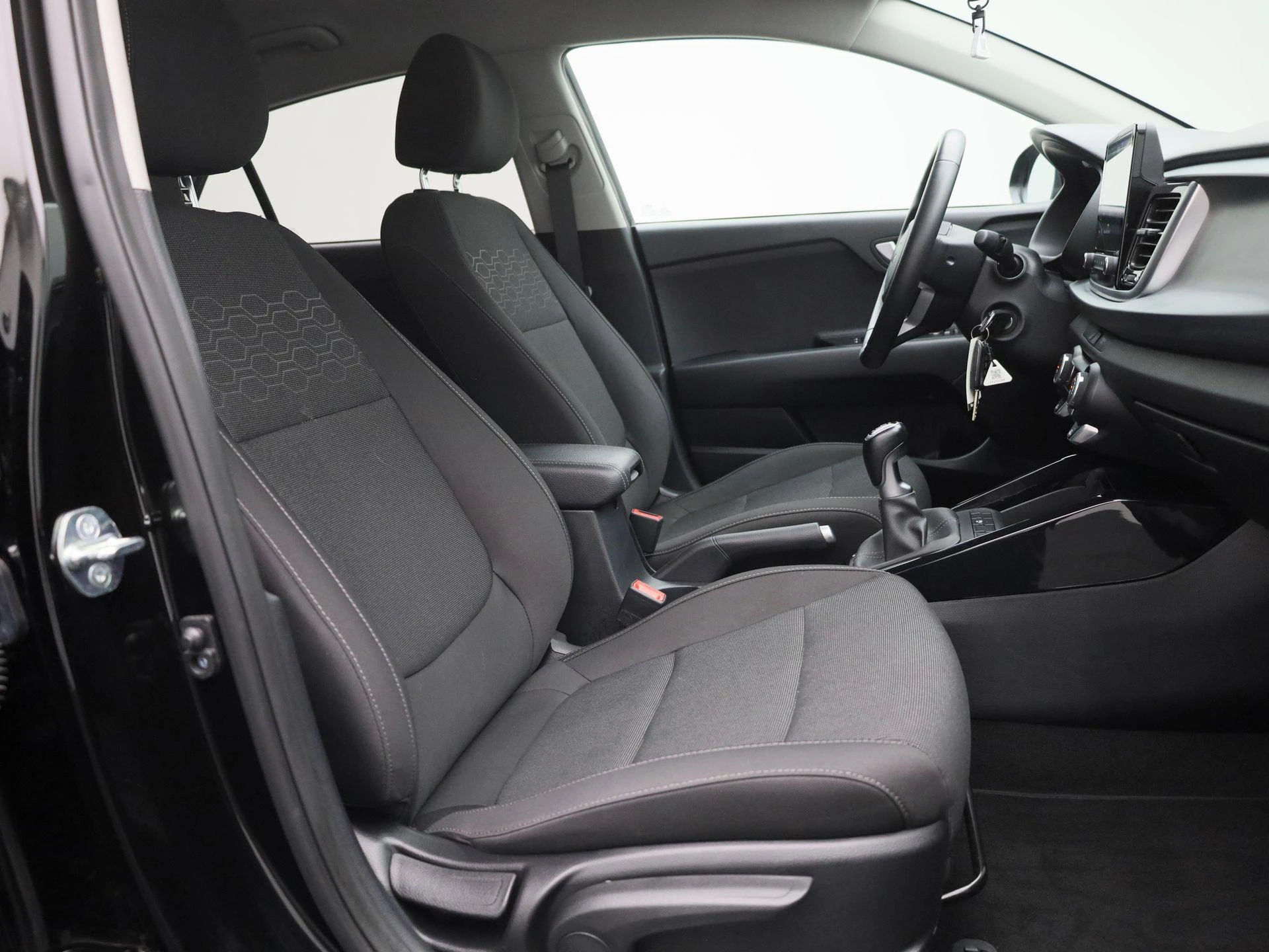 Kia-Rio-image-30