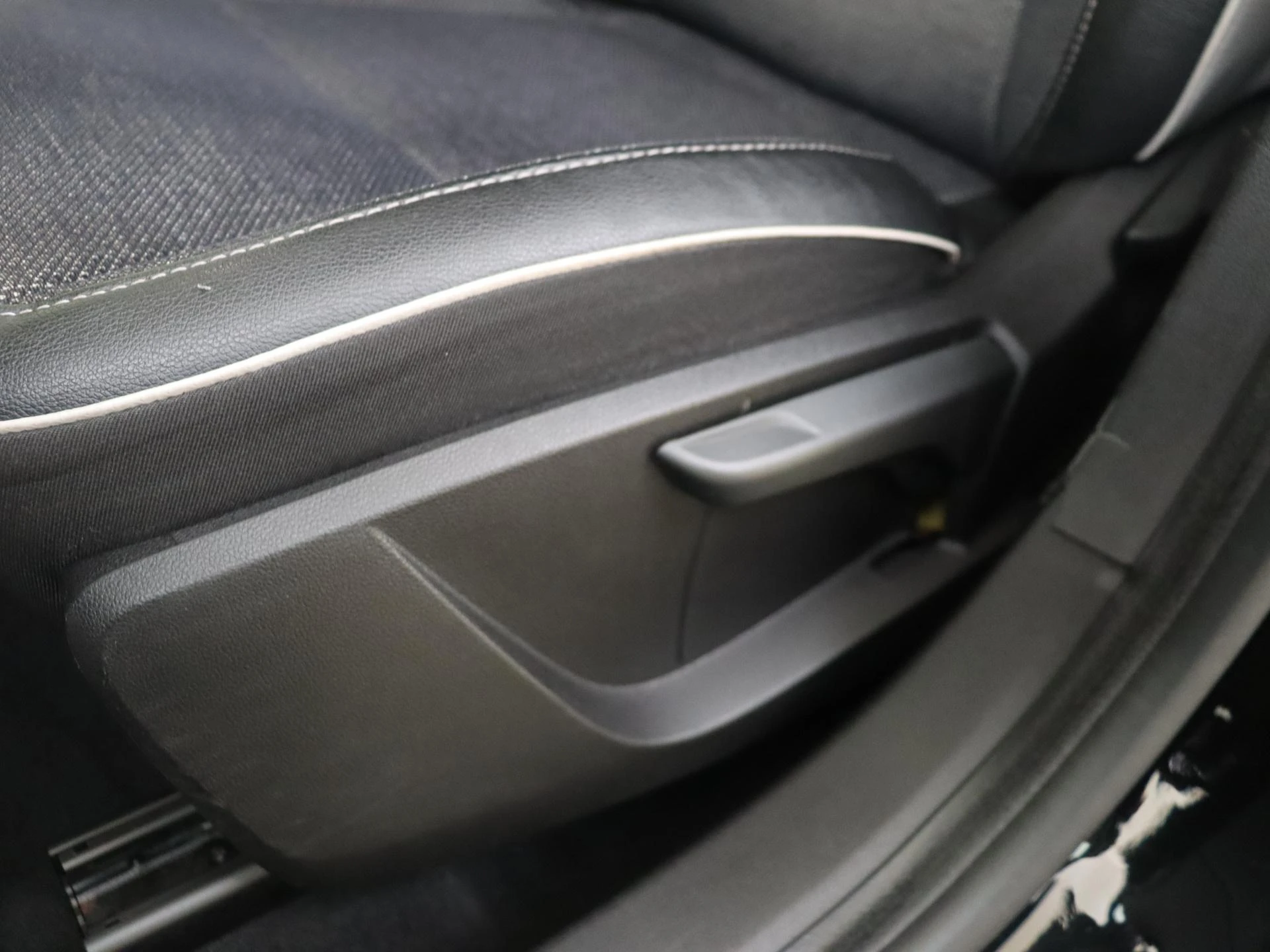 Renault-Captur-image-24