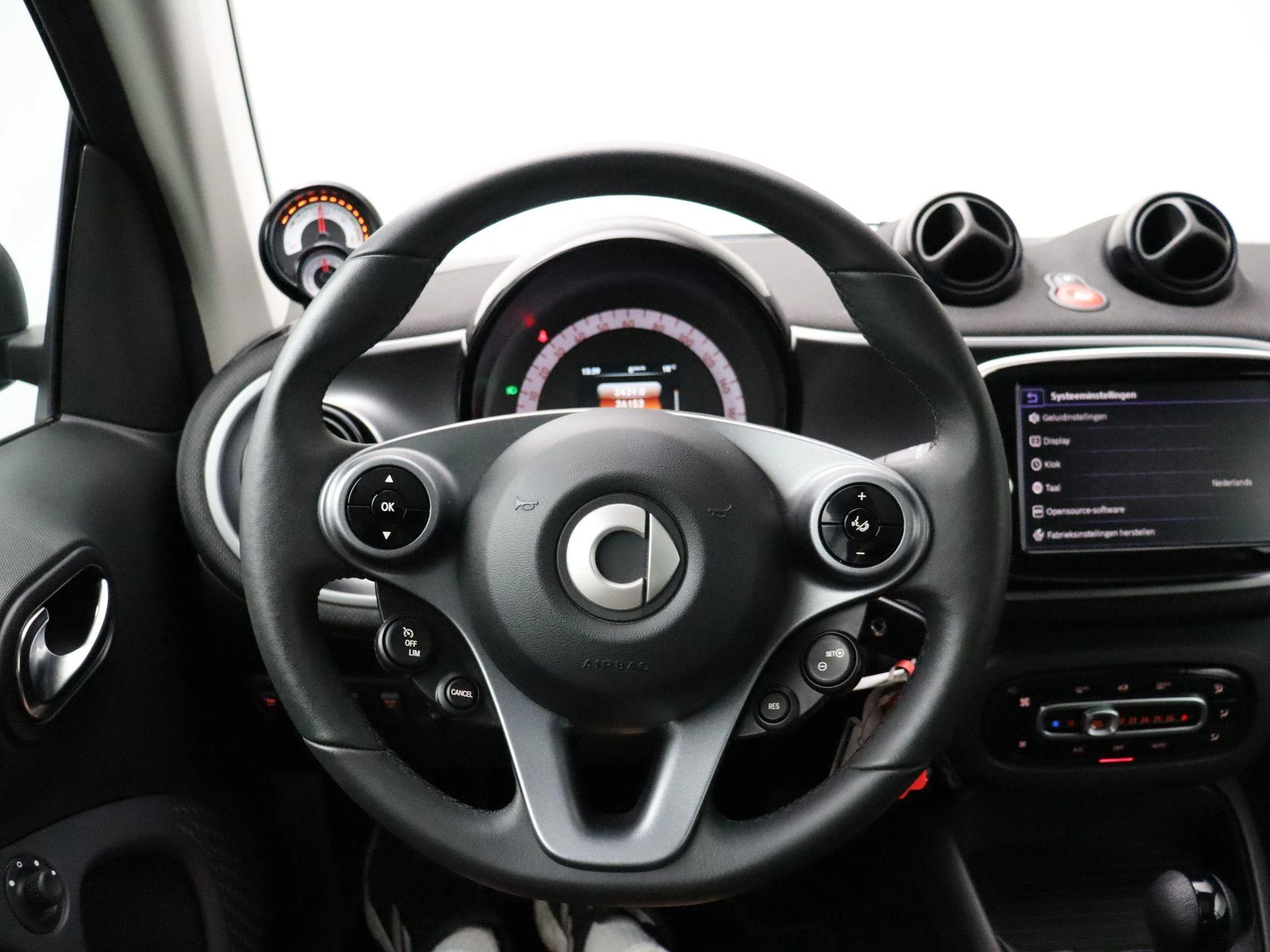 smart-Fortwo-image-13