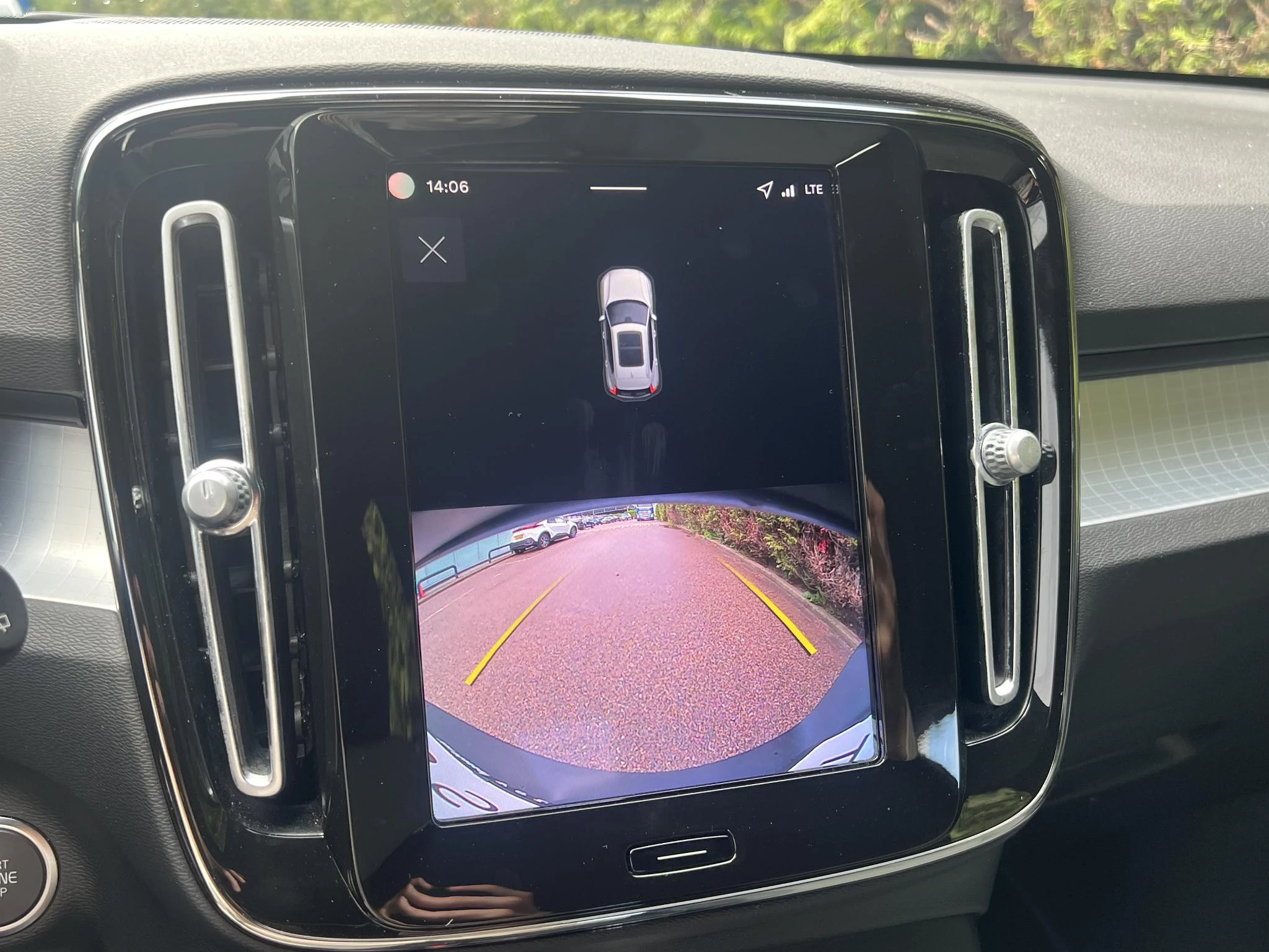 Volvo XC40 B4 Plus Dark Harman Kardon Trekhaak Aut.