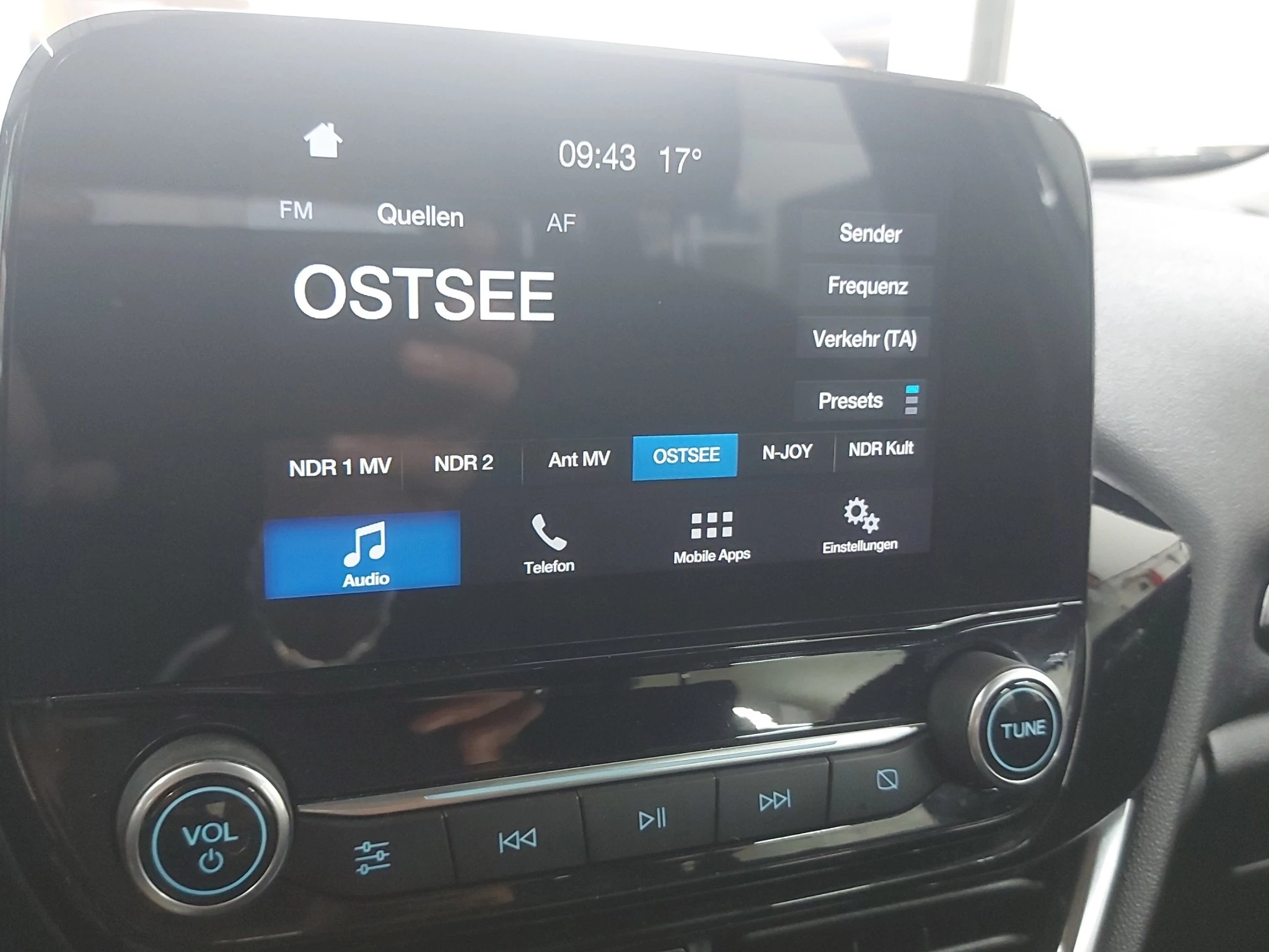 Ford Fiesta 1.1 Cool&Connect WINT.PKT*GETÖNTESCHEIBEN*DISPLAY*RFK