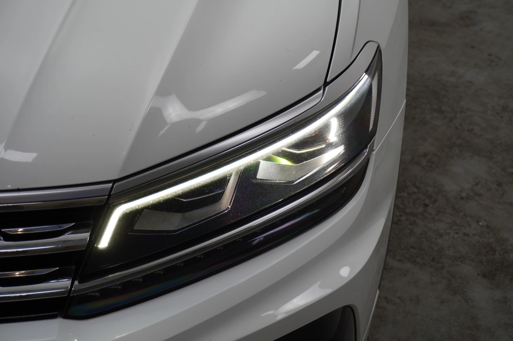 Volkswagen-Tiguan-image-43