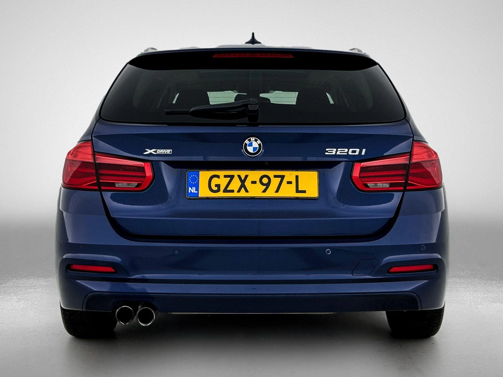 BMW-3 Serie-image-2