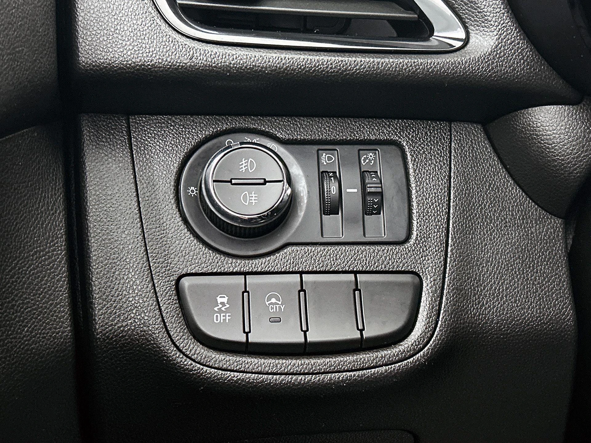 Opel-KARL-image-22