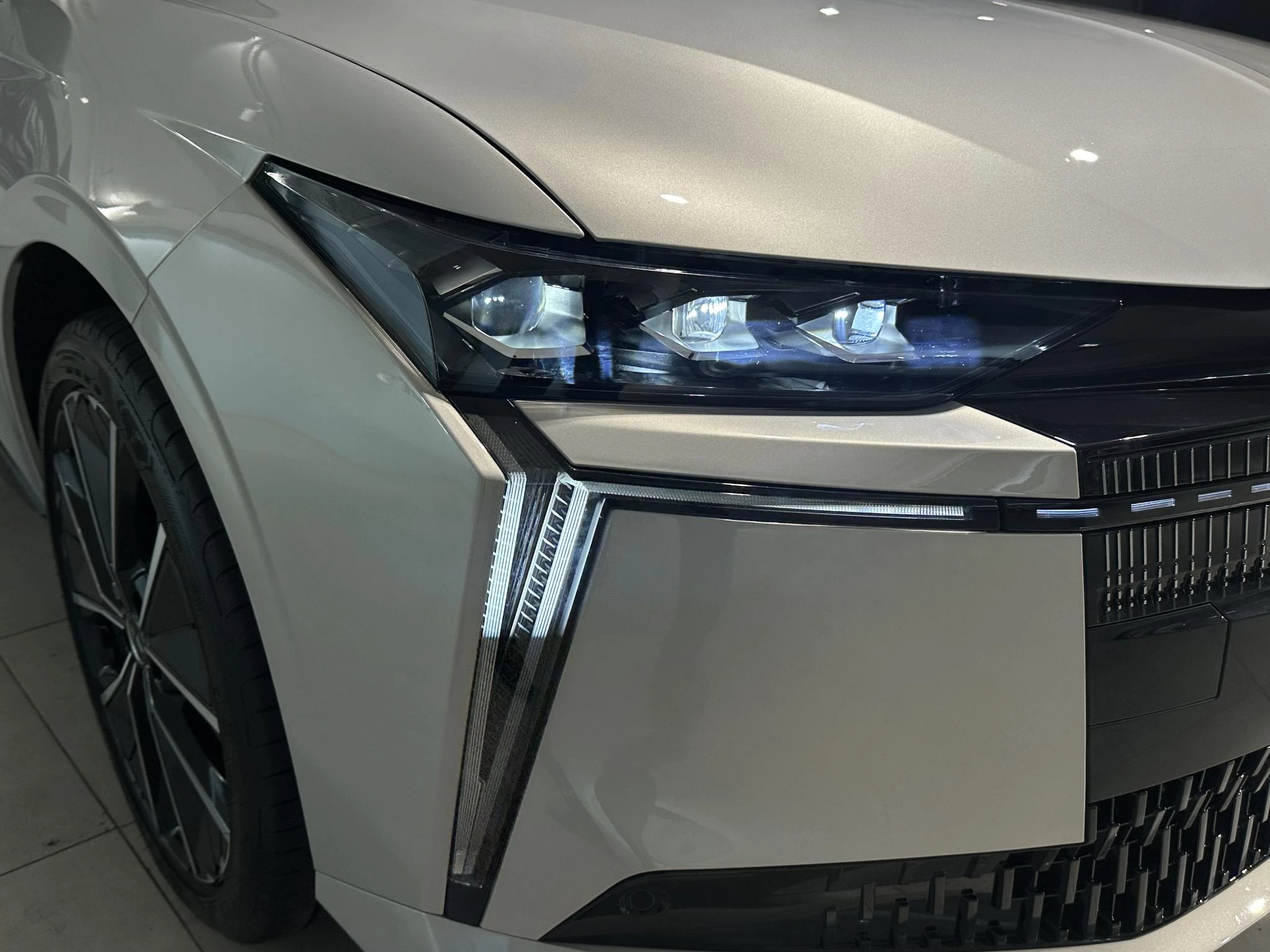 DS DS 4 No 1.6 PHEV Etoile Nappa