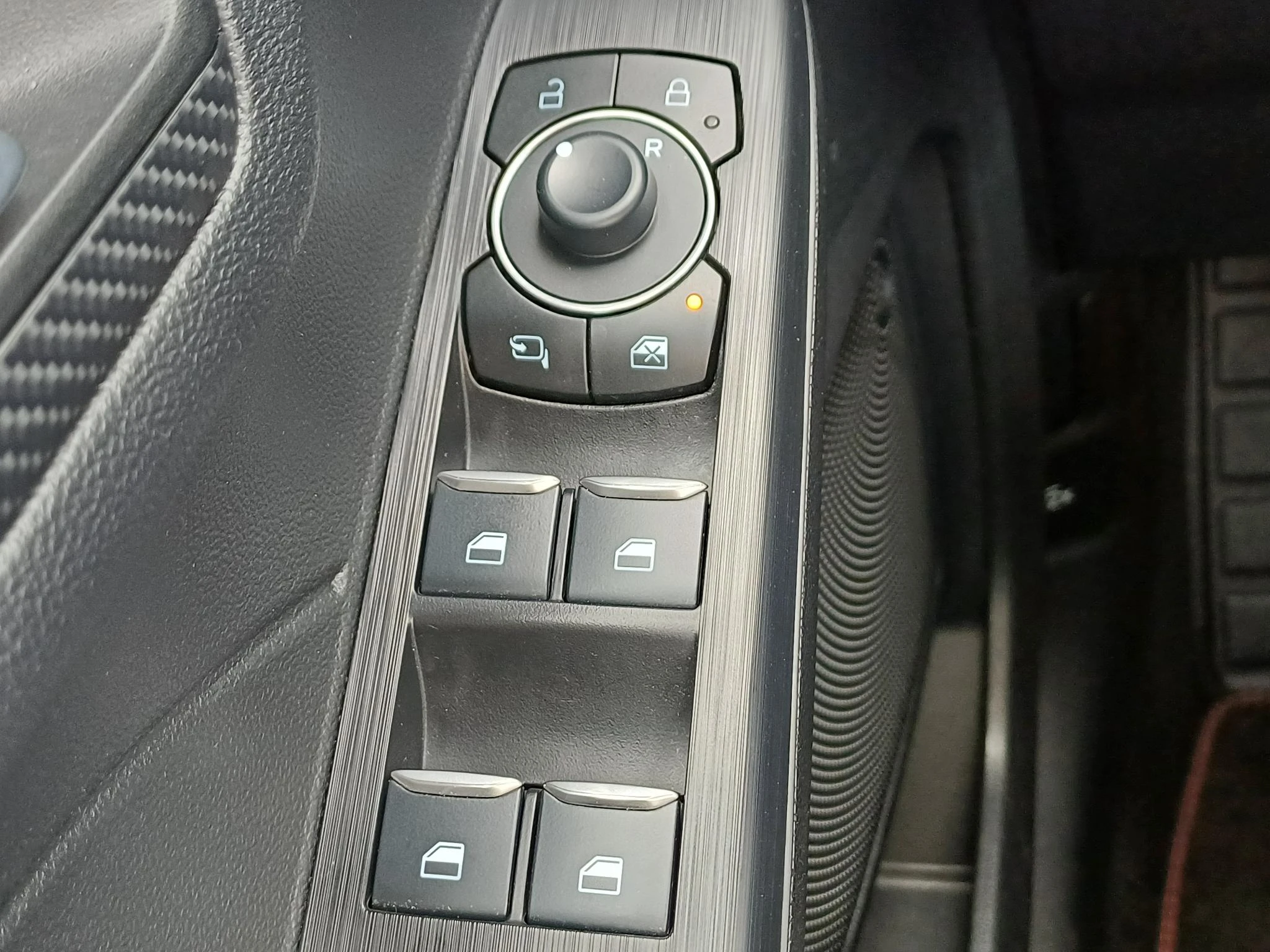 Ford-Kuga-image-15