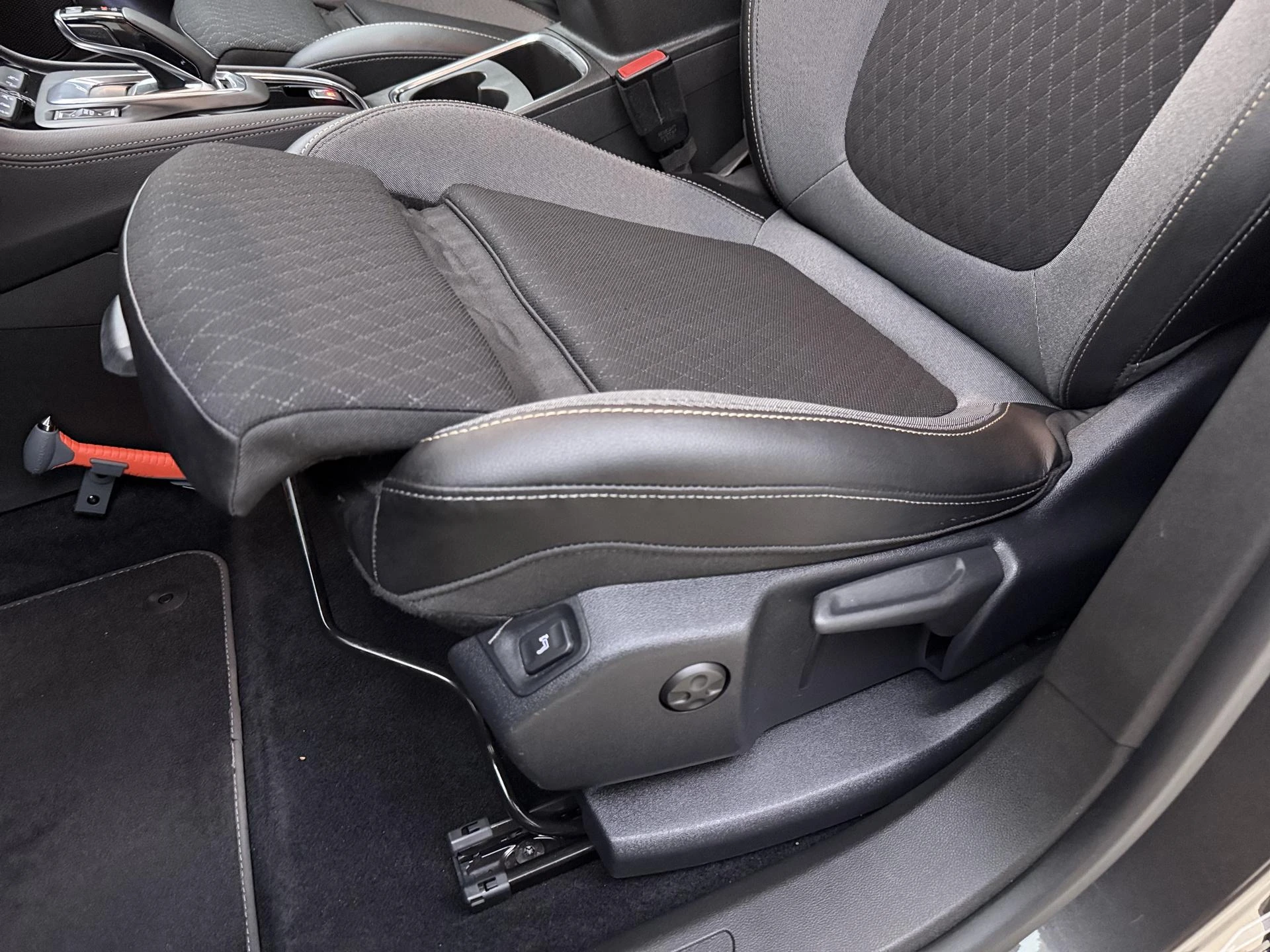 Opel-Grandland X-image-15