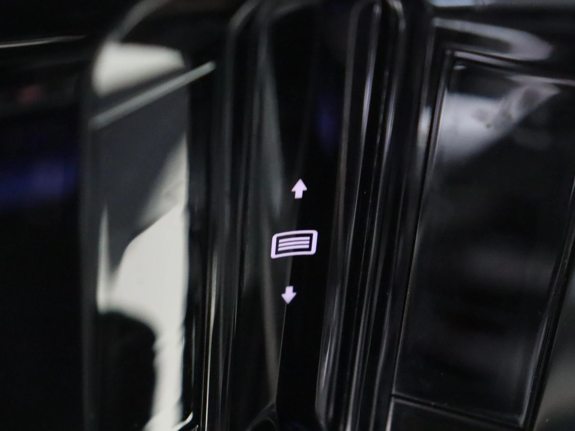 Mercedes-Benz-C-Klasse-image-24