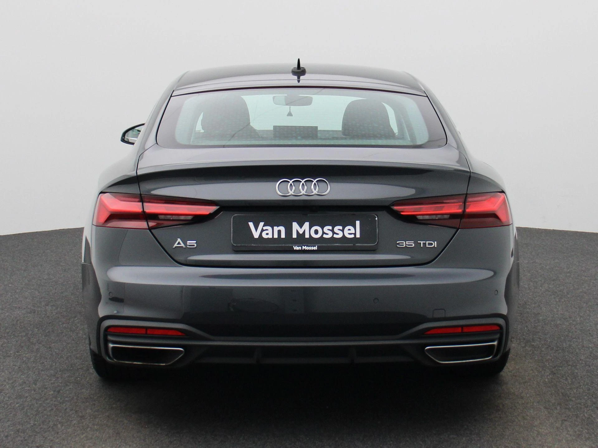 Audi-A5-image-4