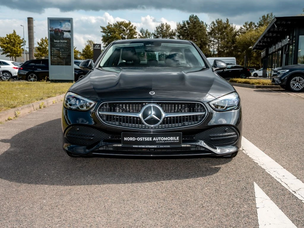 Mercedes-Benz-C-Klasse 200 d-image-3