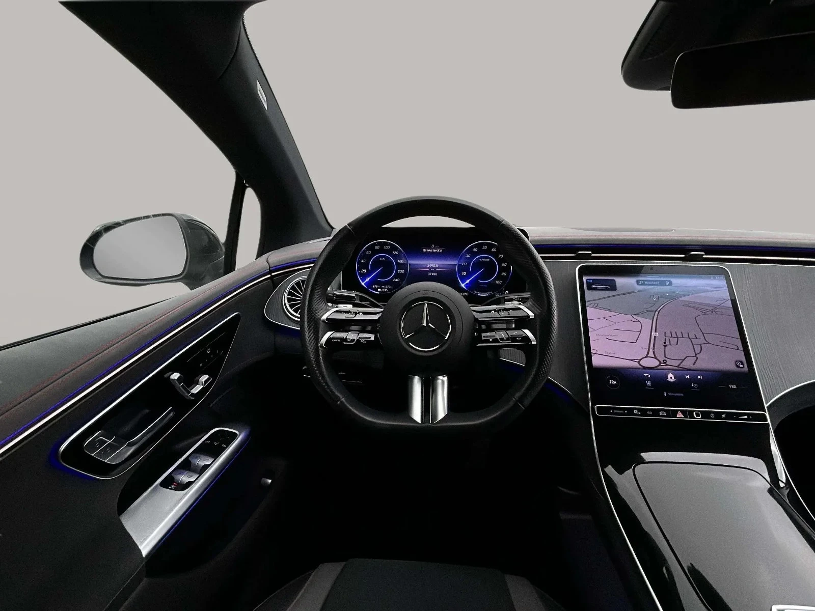 Mercedes-Benz-EQE-image-10