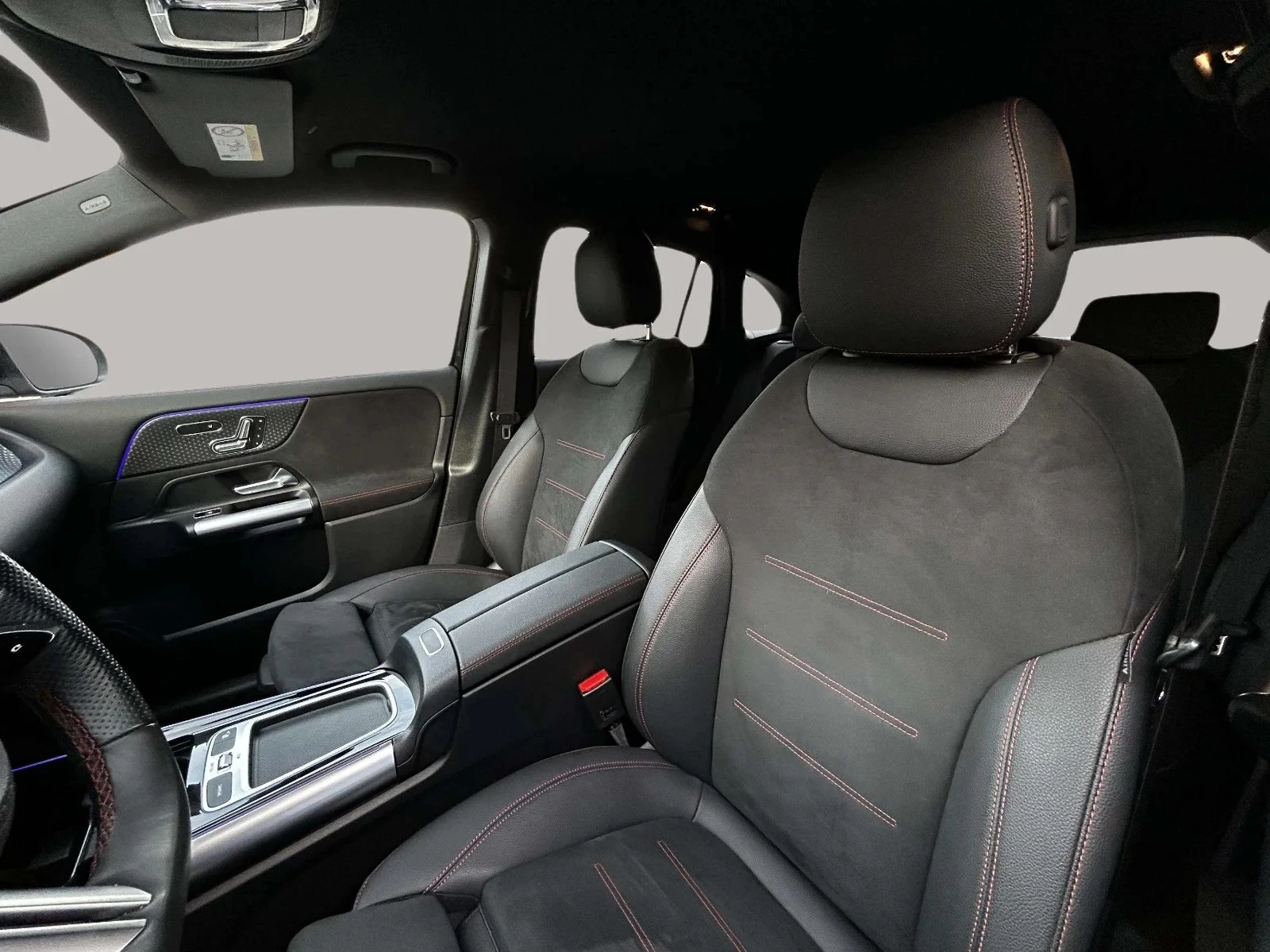 Mercedes-Benz-EQA-image-11