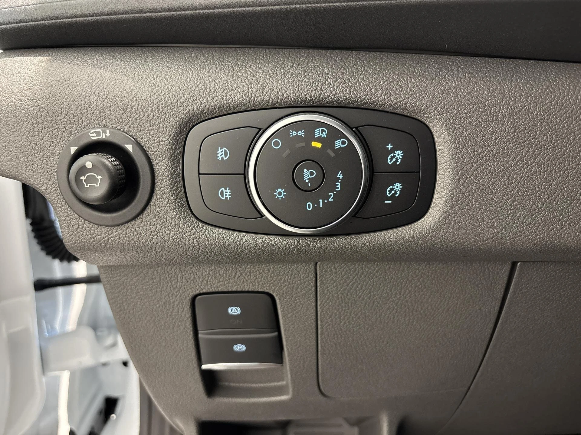 Ford-Transit-image-16