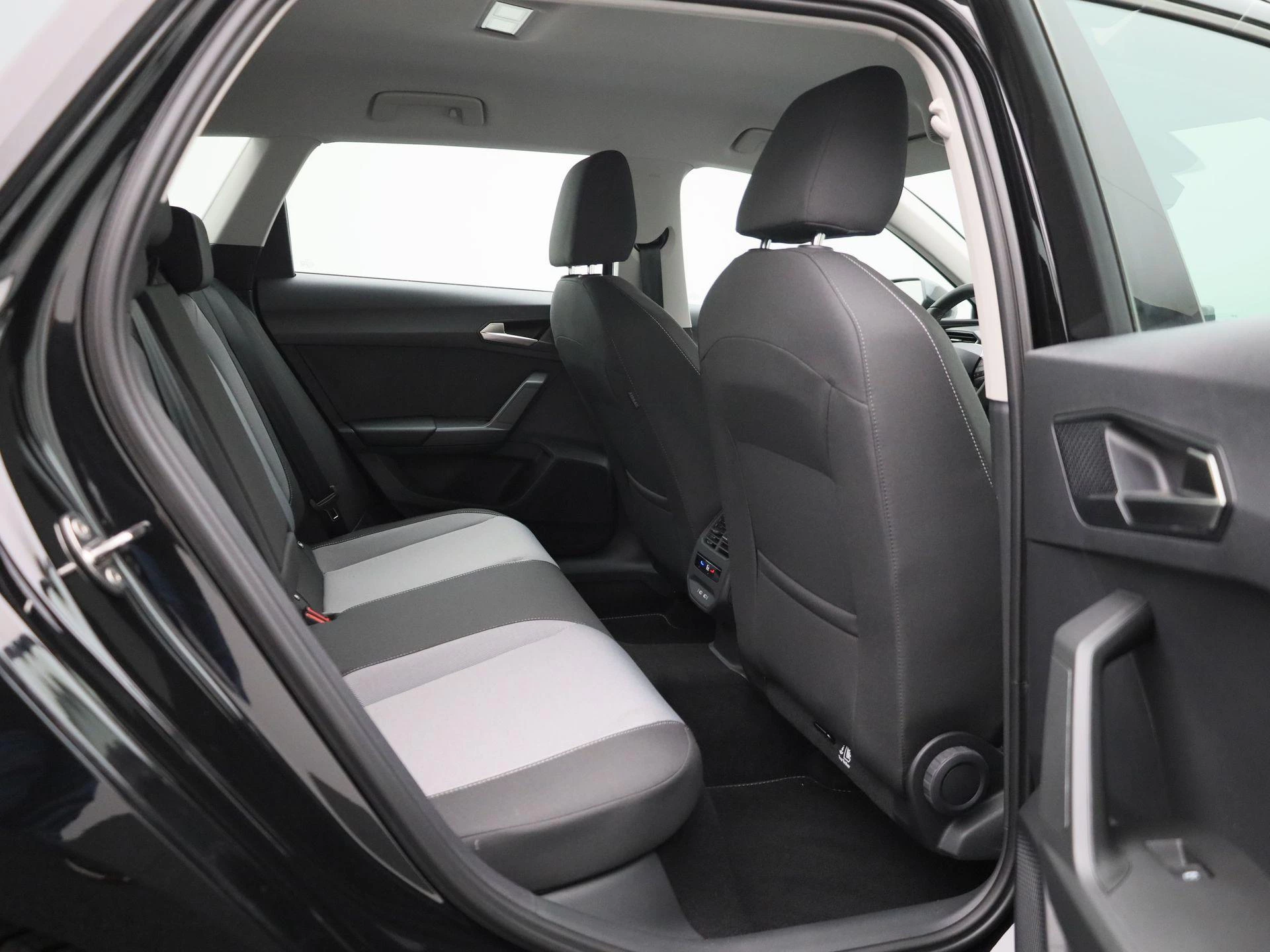 SEAT-Leon-image-33