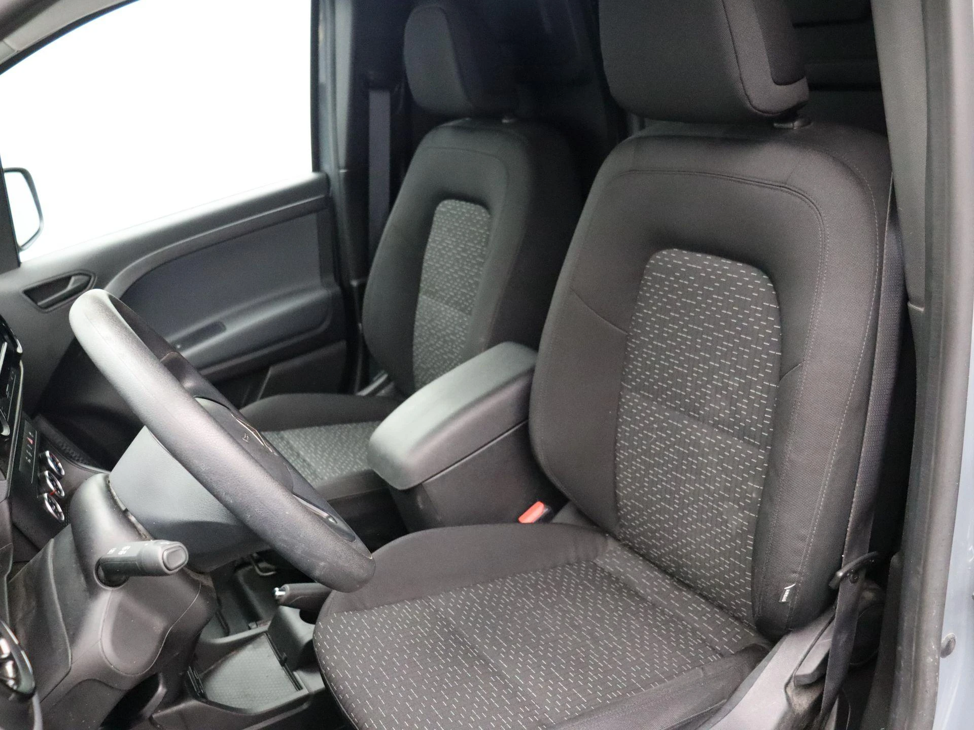 Mercedes-Benz-Citan-image-10