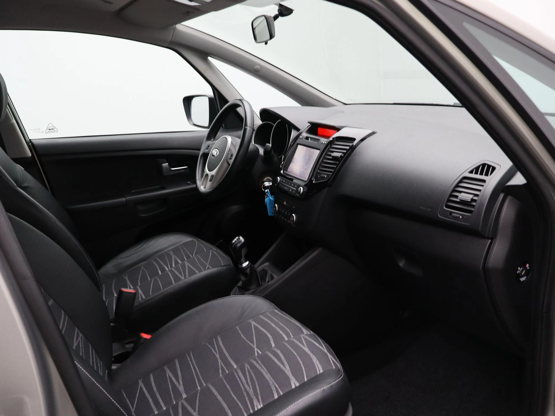 Kia-Venga-image-7