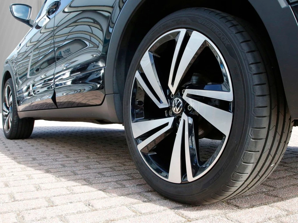 Volkswagen T-Cross 1.0 TSI Style DSG R-Line 18" Navi+VC ACC LED RFK+PDC SHZ