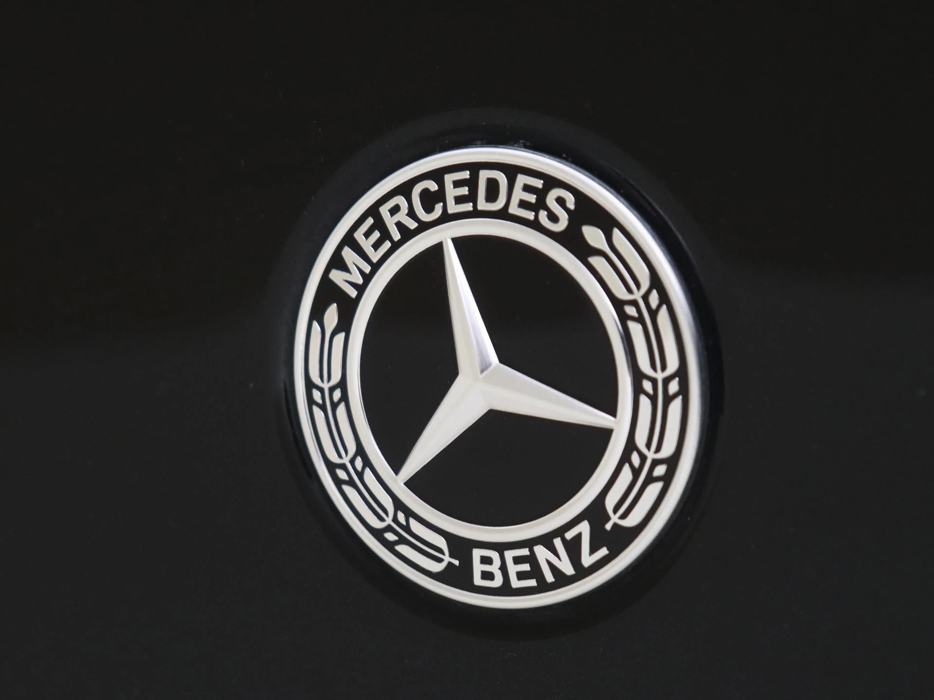 Mercedes-Benz-GLA-image-26