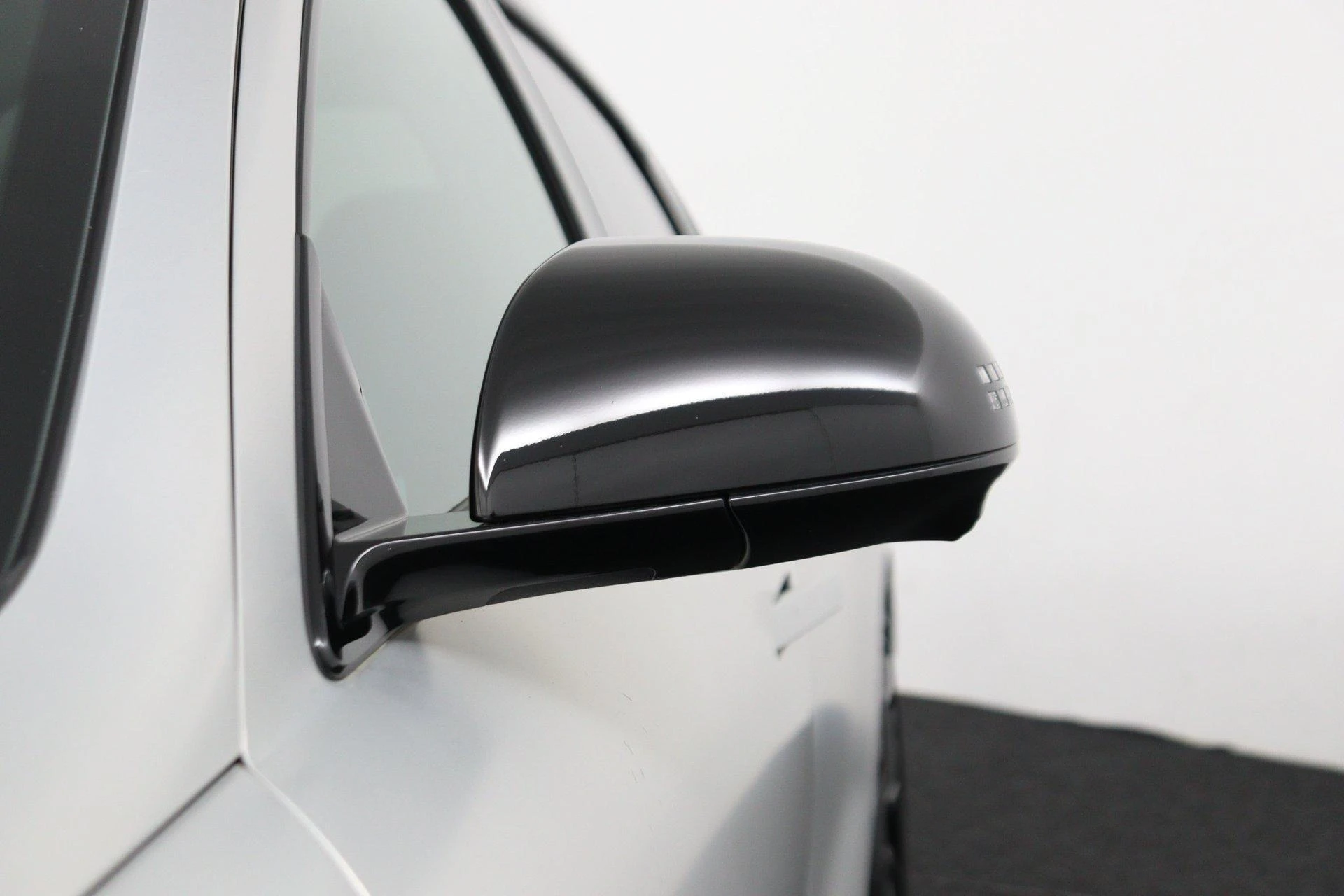 Hyundai-IONIQ 6-image-9