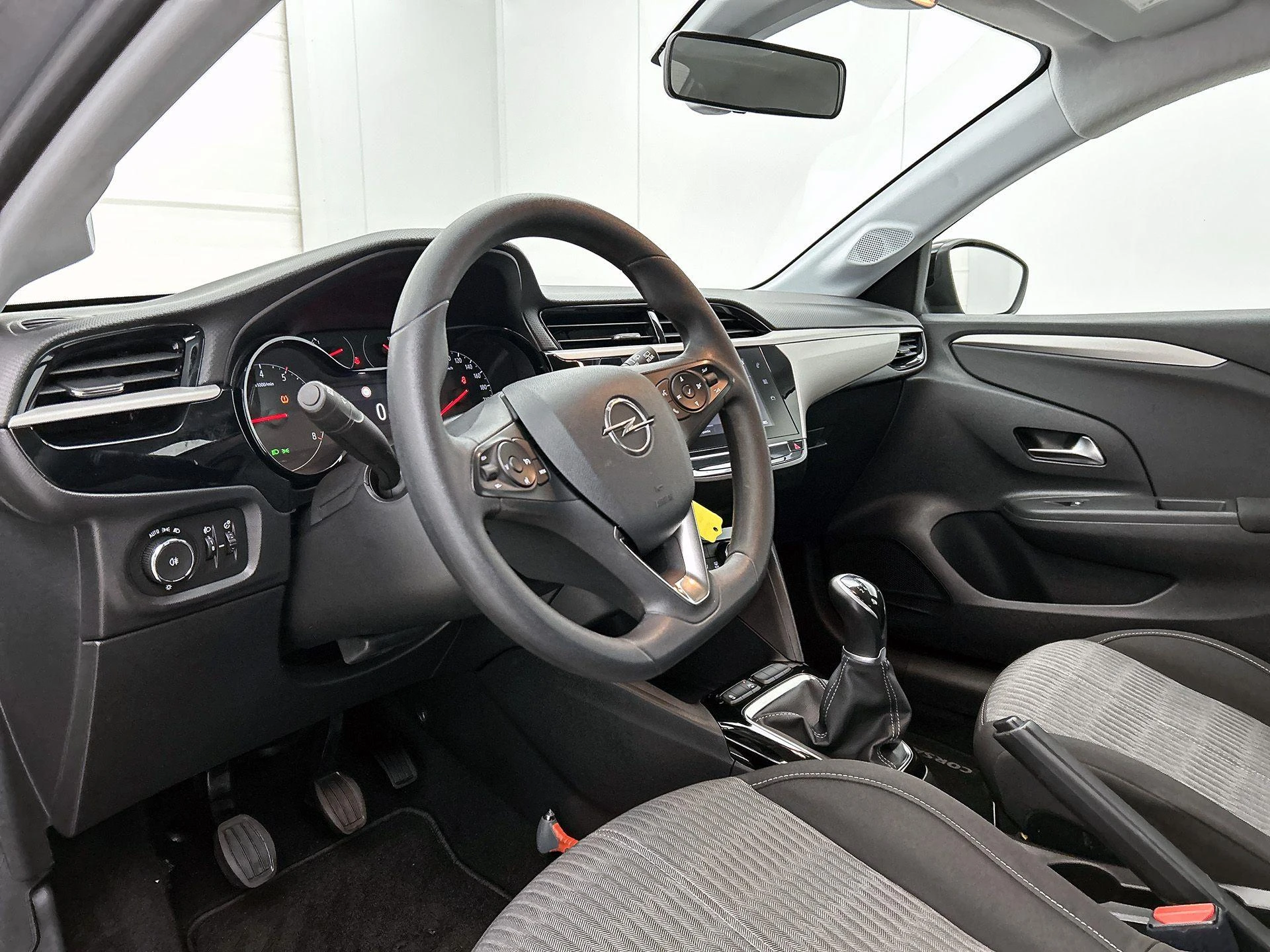 Opel-Corsa-image-7