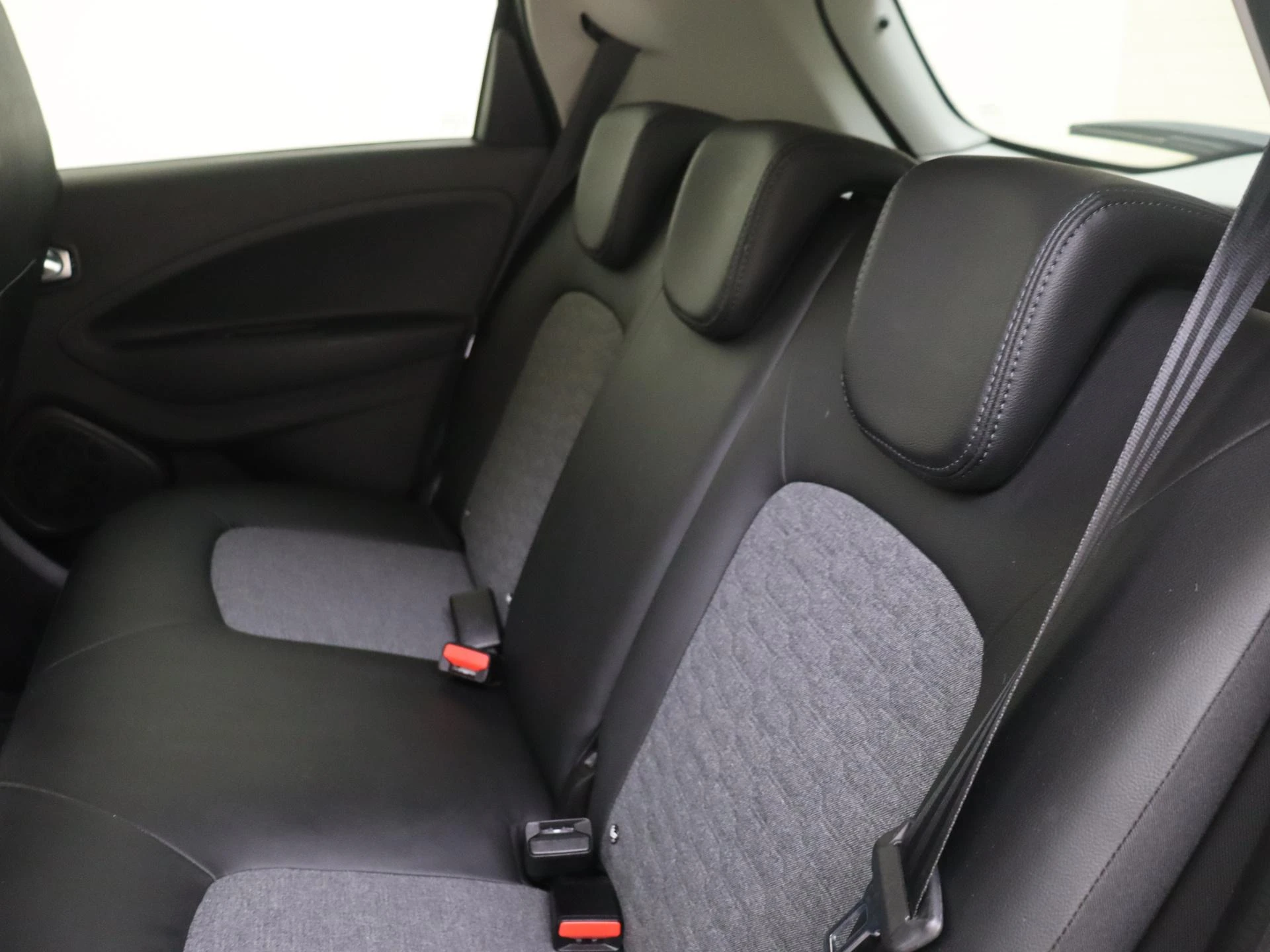 Renault-ZOE-image-18