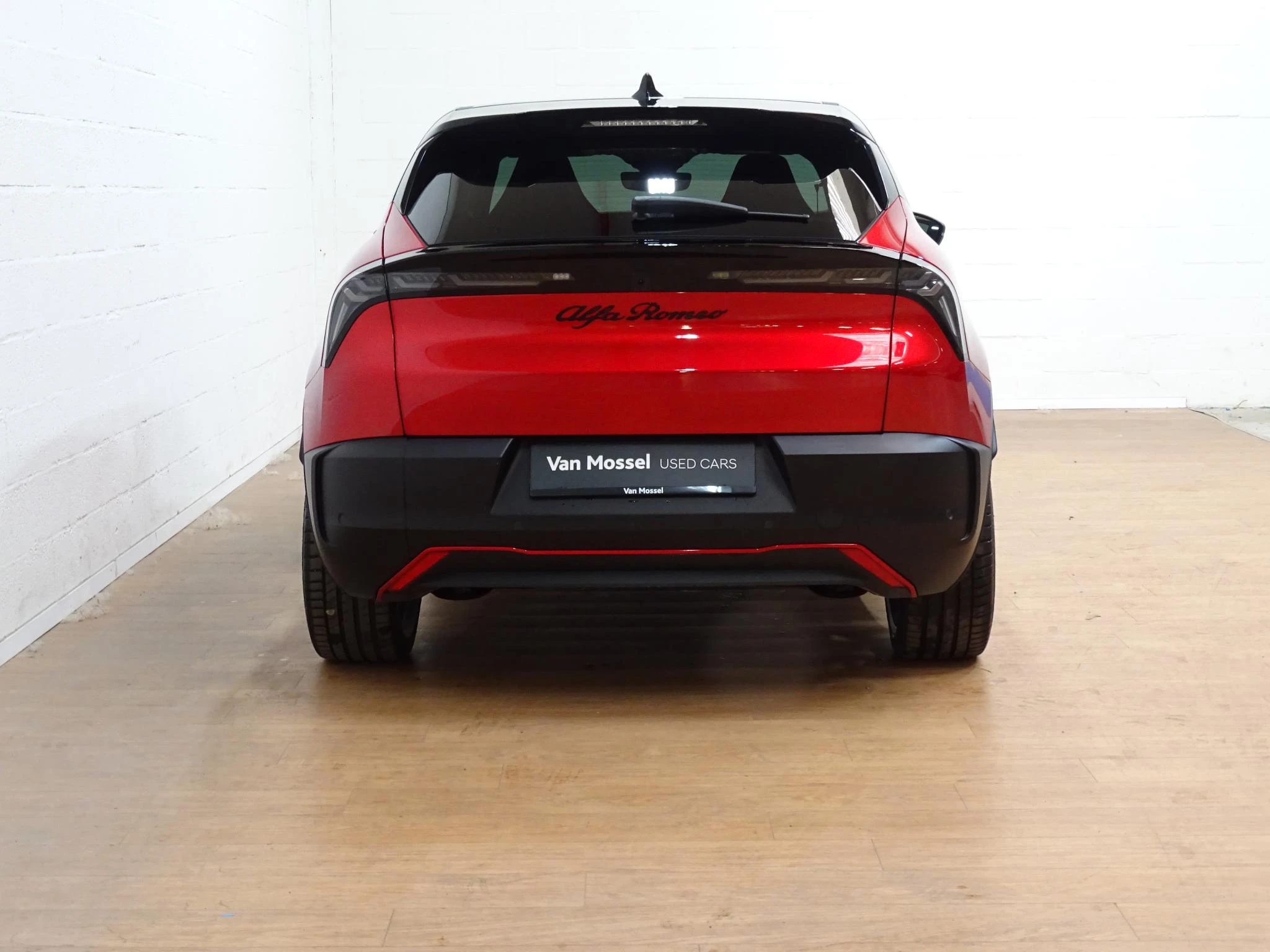 Alfa Romeo-Junior-image-8