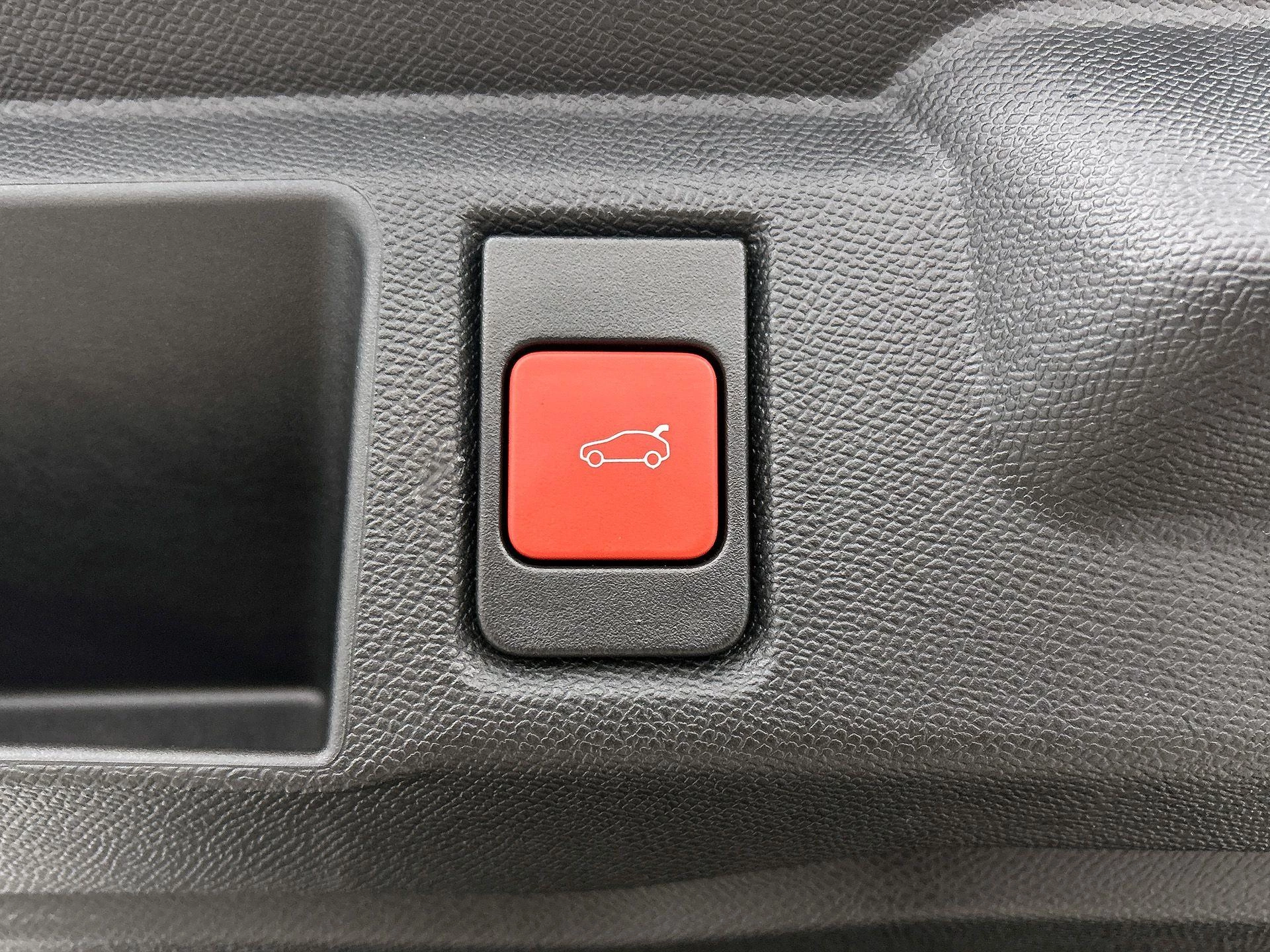 Opel-Grandland-image-26