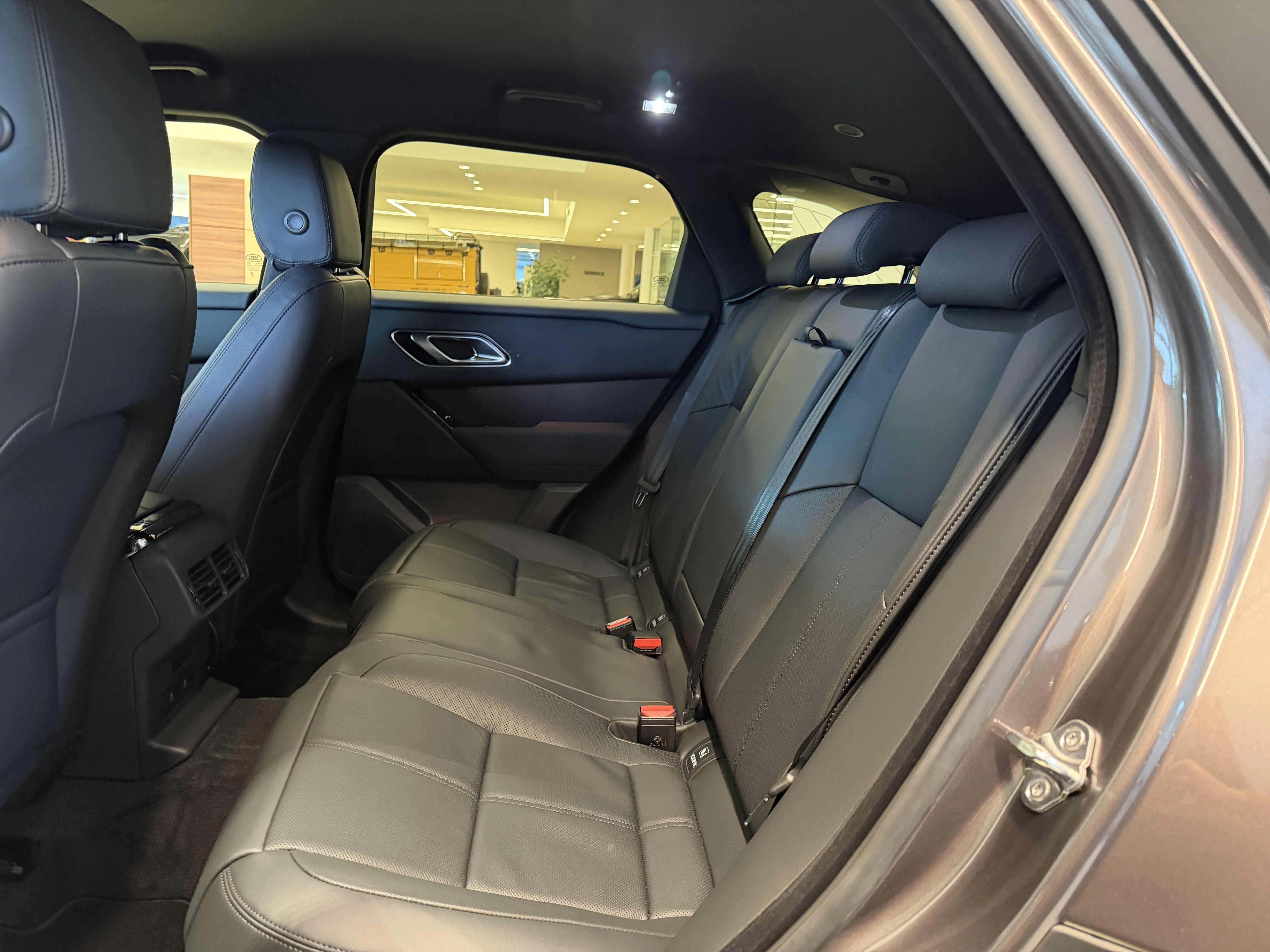 Land Rover Range Rover Velar P400e Dynamic SE AWD Auto. 26MY