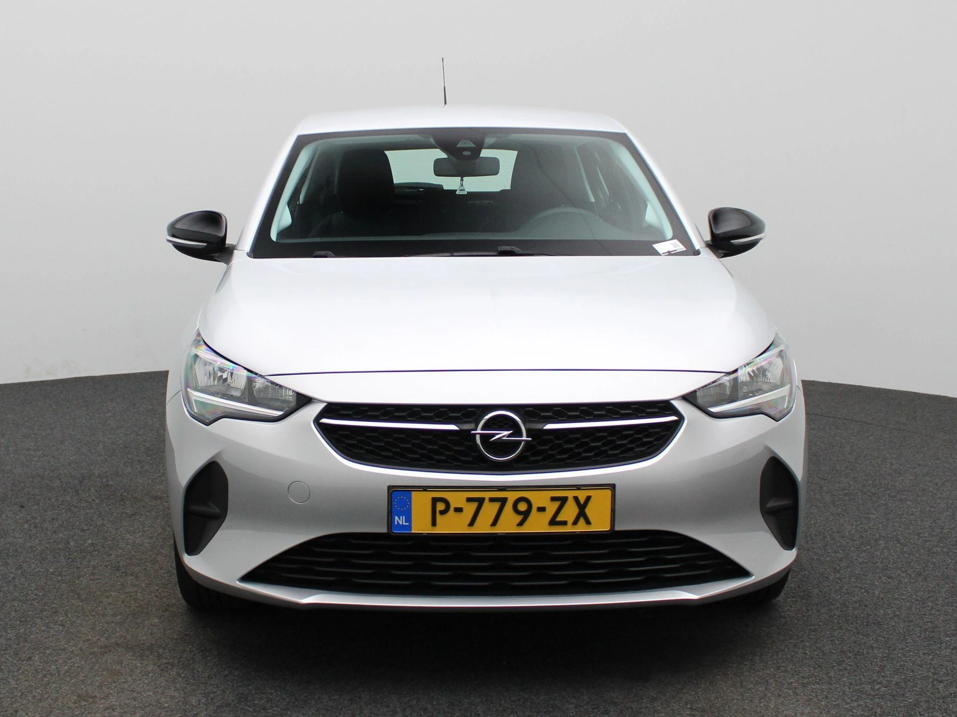 Opel-Corsa-image-2