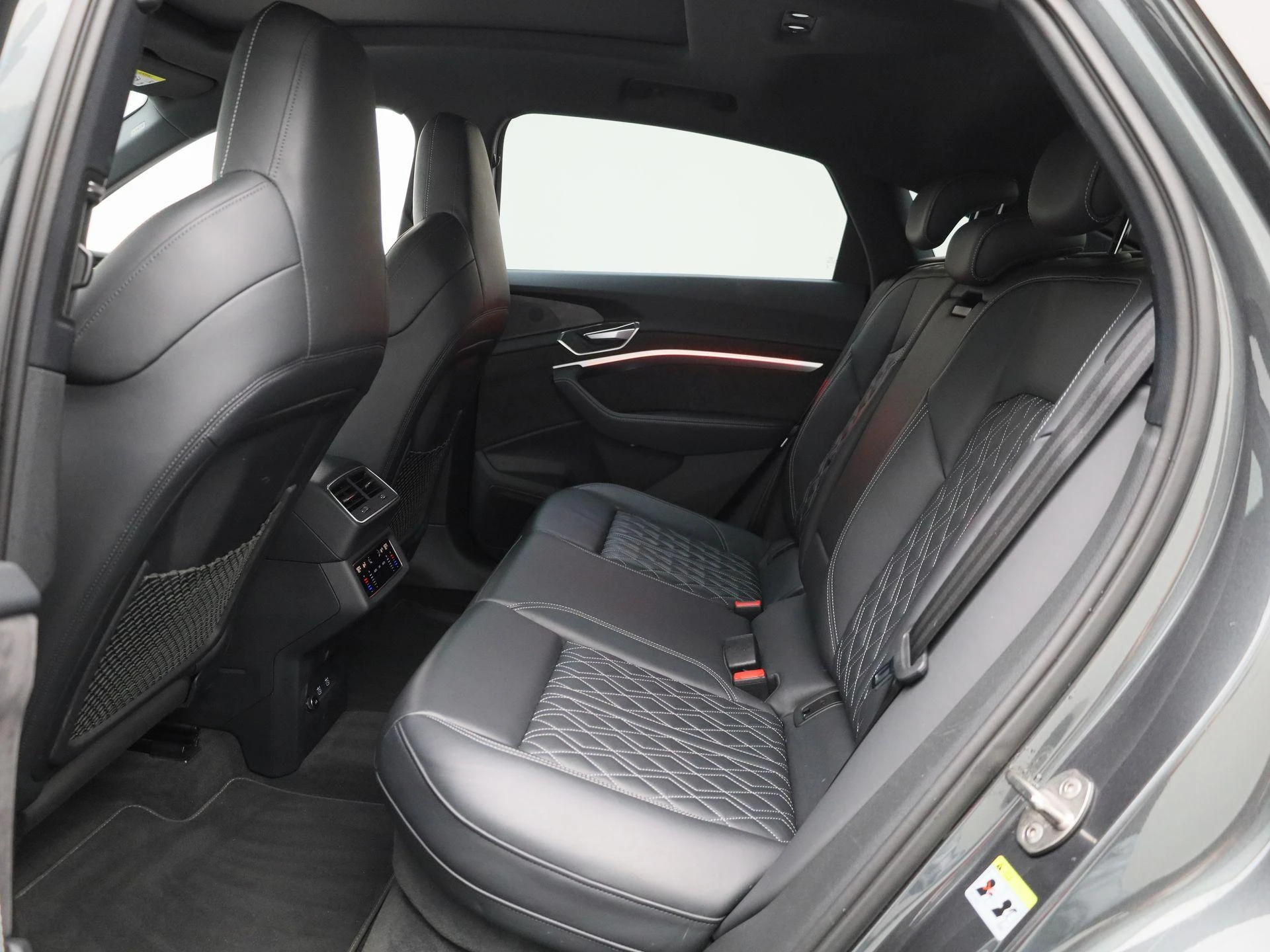 Audi-e-tron-image-10