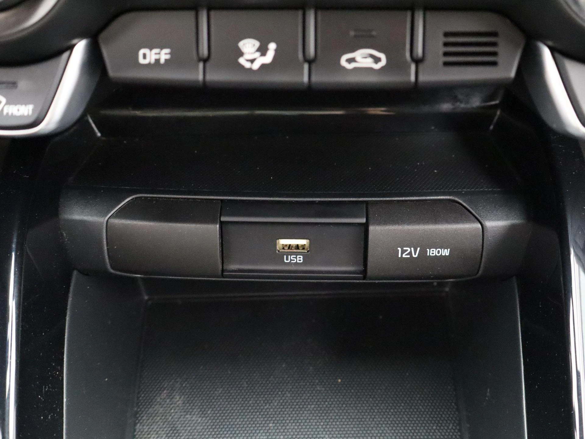 Kia-Stonic-image-20