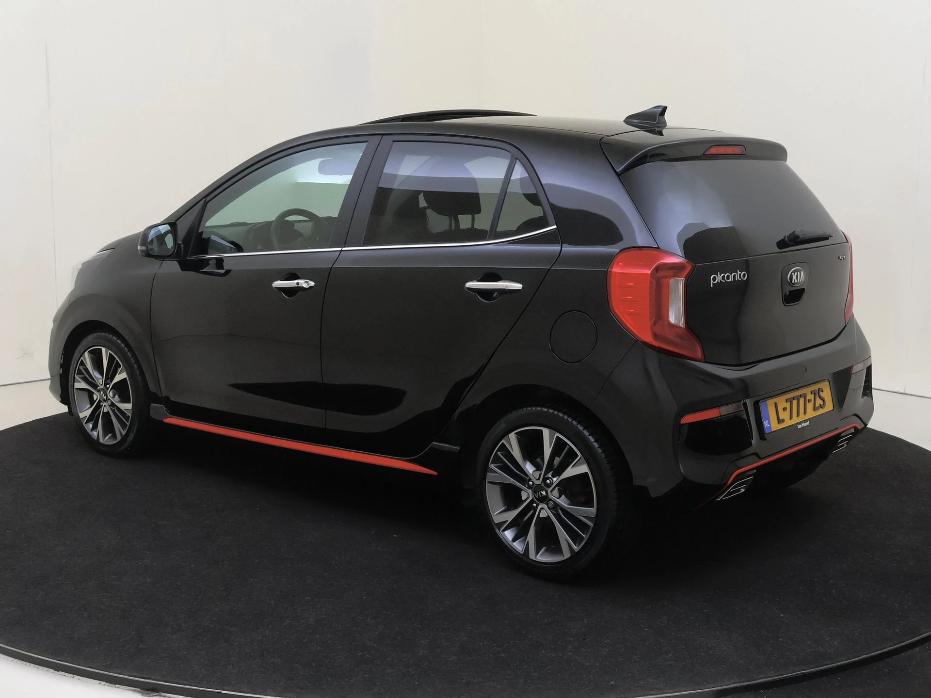 Kia-Picanto-image-2