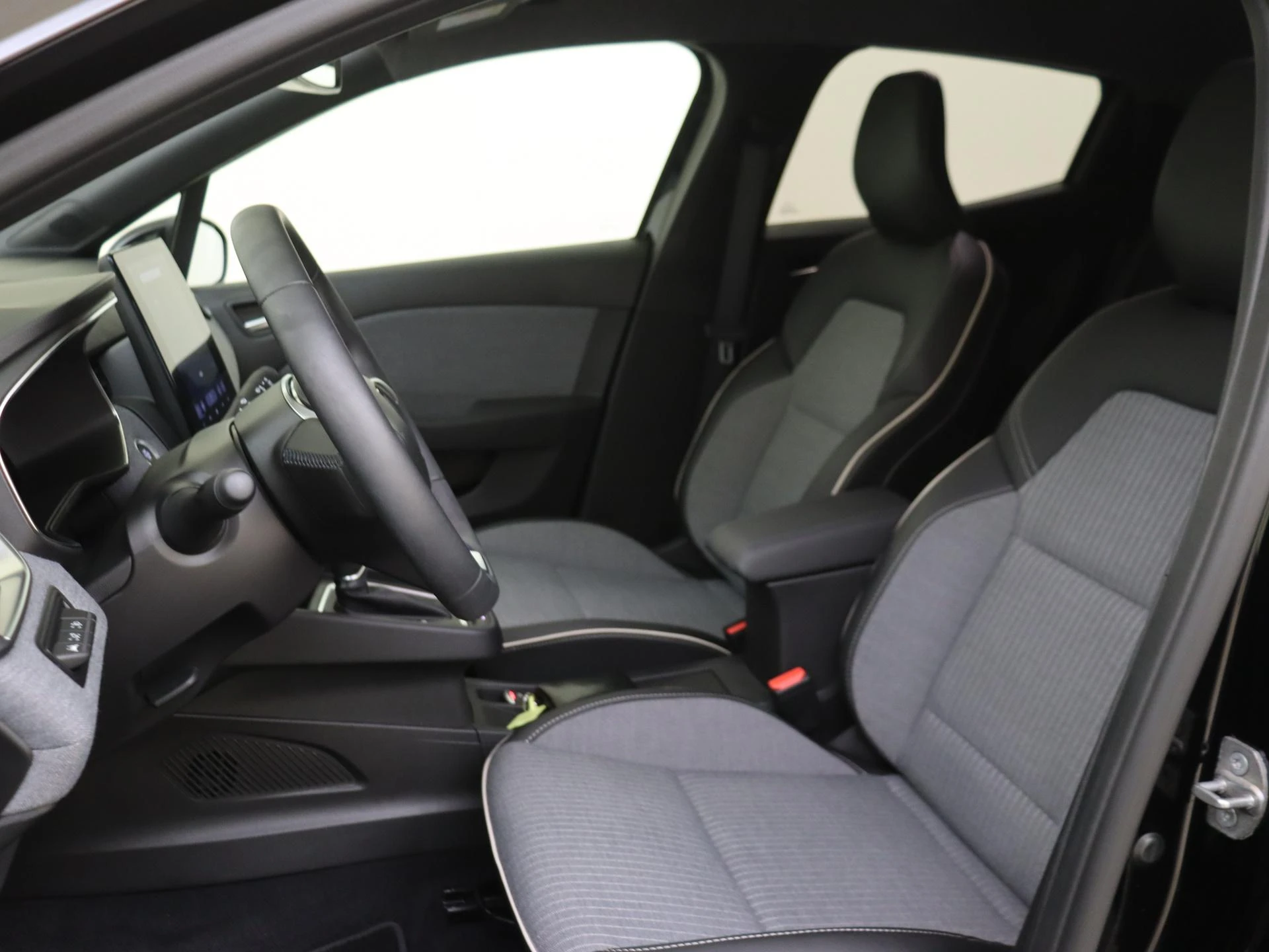 Renault-Clio-image-14