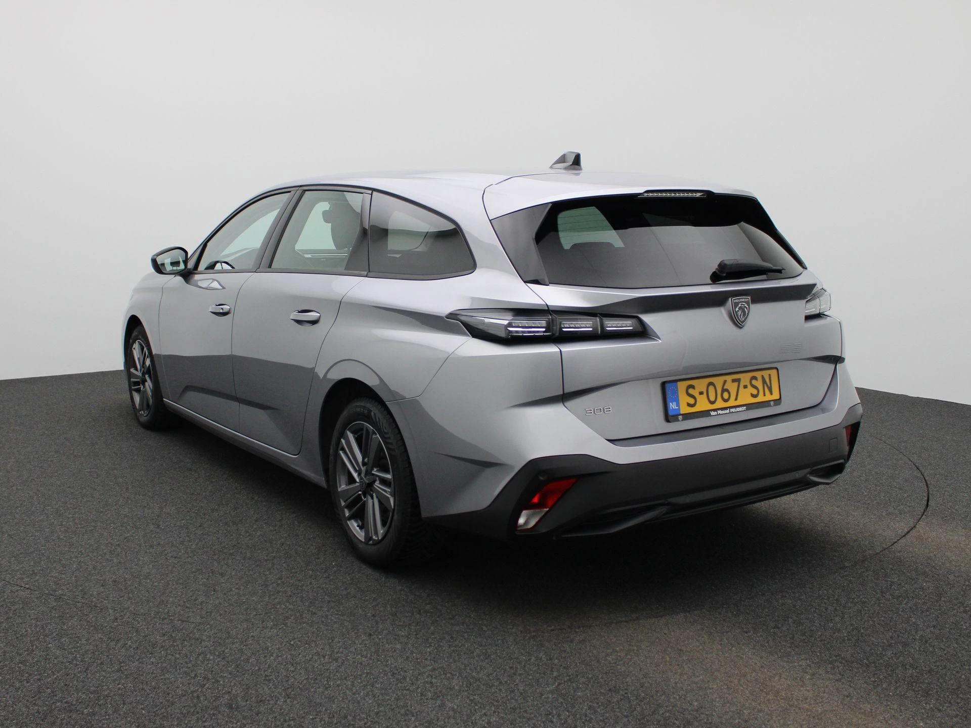 Peugeot-308-image-1