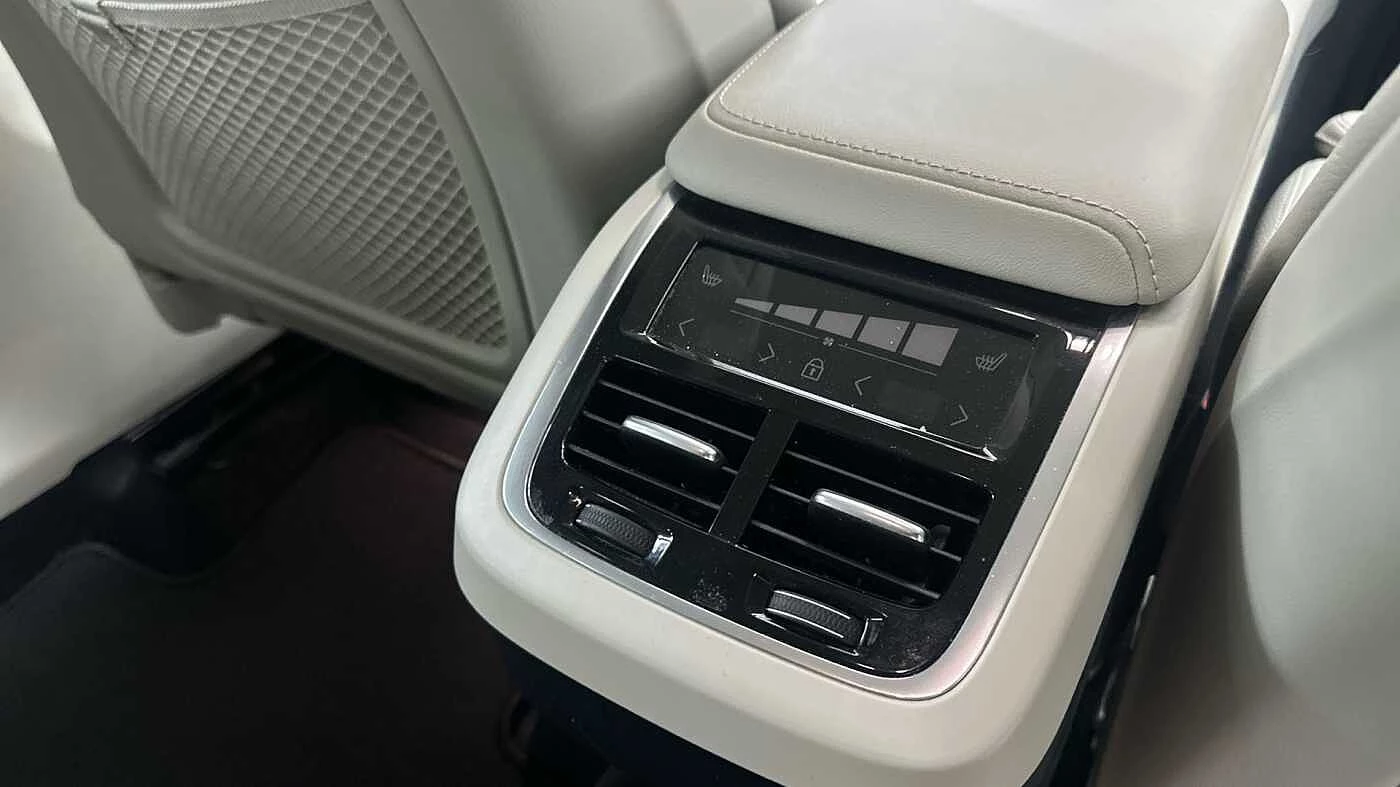 Volvo-XC60-image-19