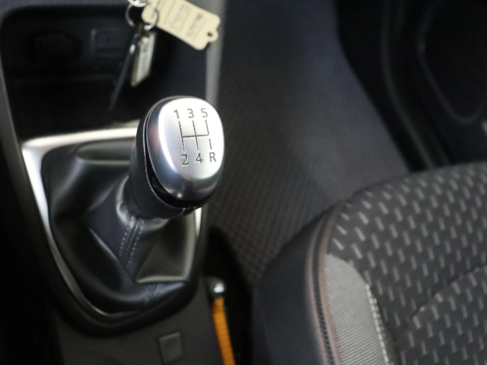 Renault-Captur-image-13