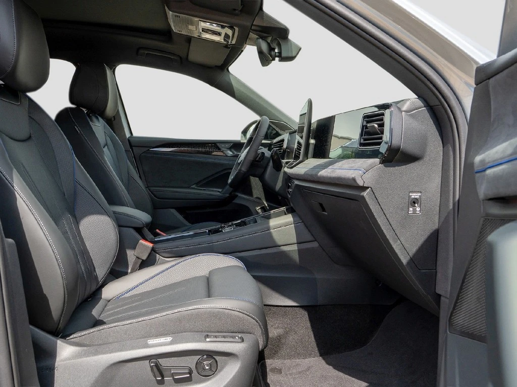 Volkswagen-Tiguan-image-6