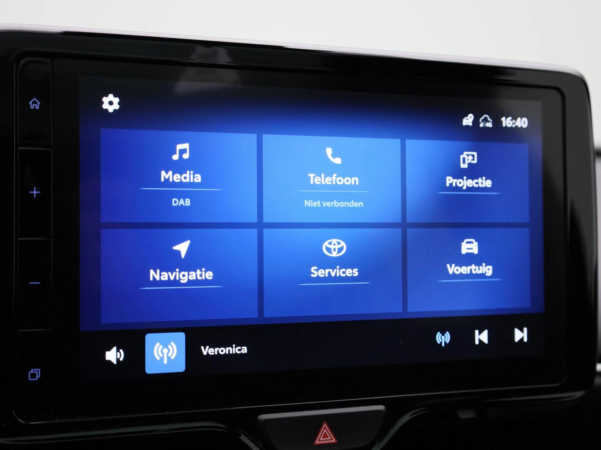 Toyota-Yaris Cross-image-14