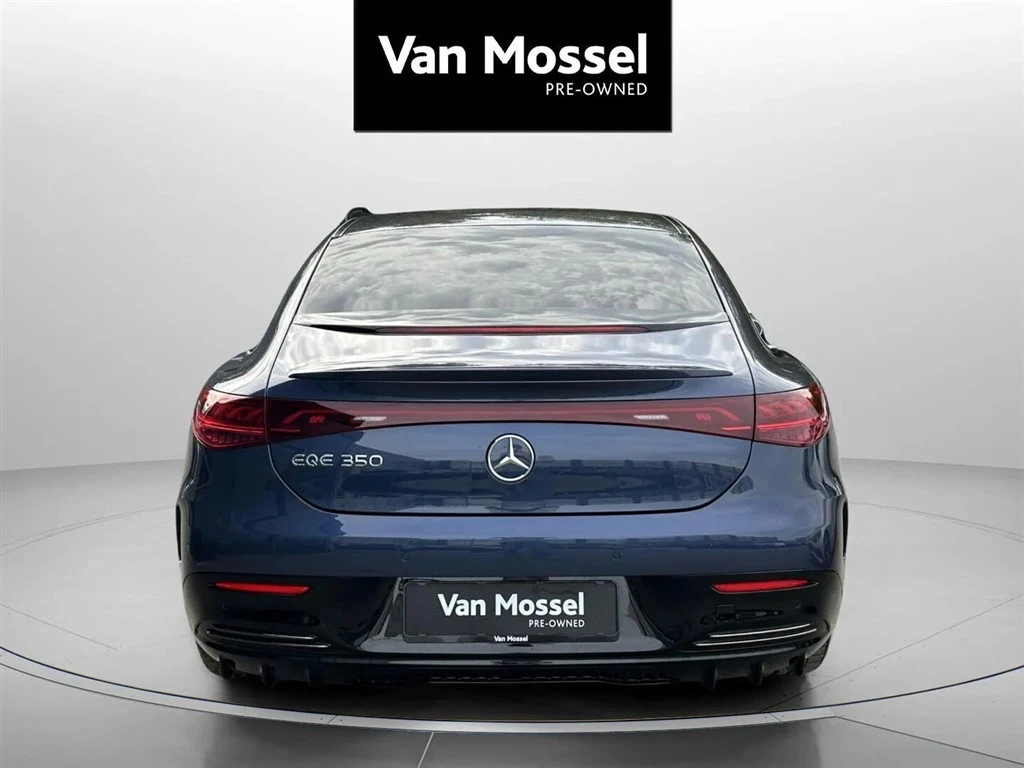 Mercedes-Benz-EQE-image-5