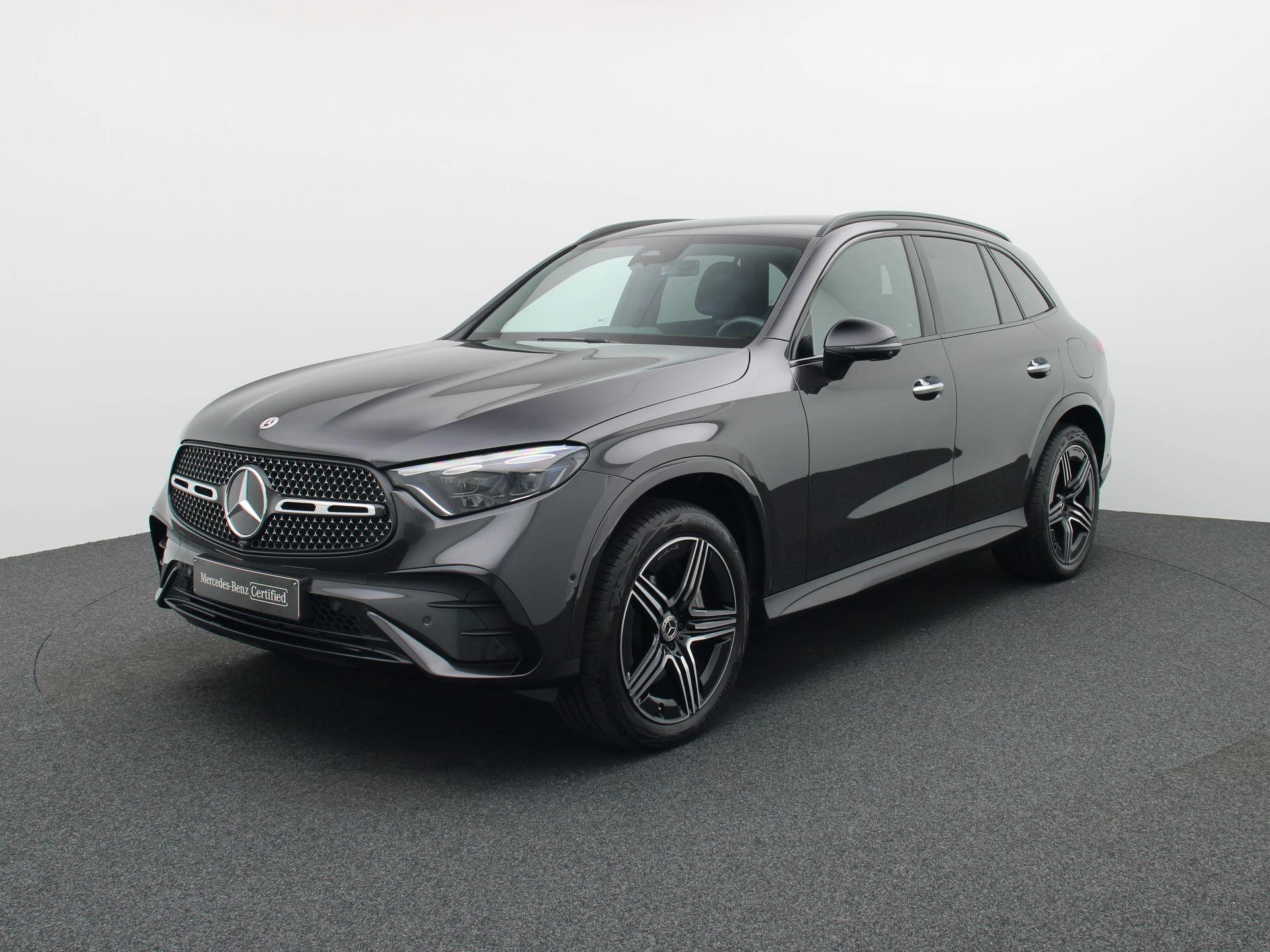 Mercedes-Benz-GLC-image-0