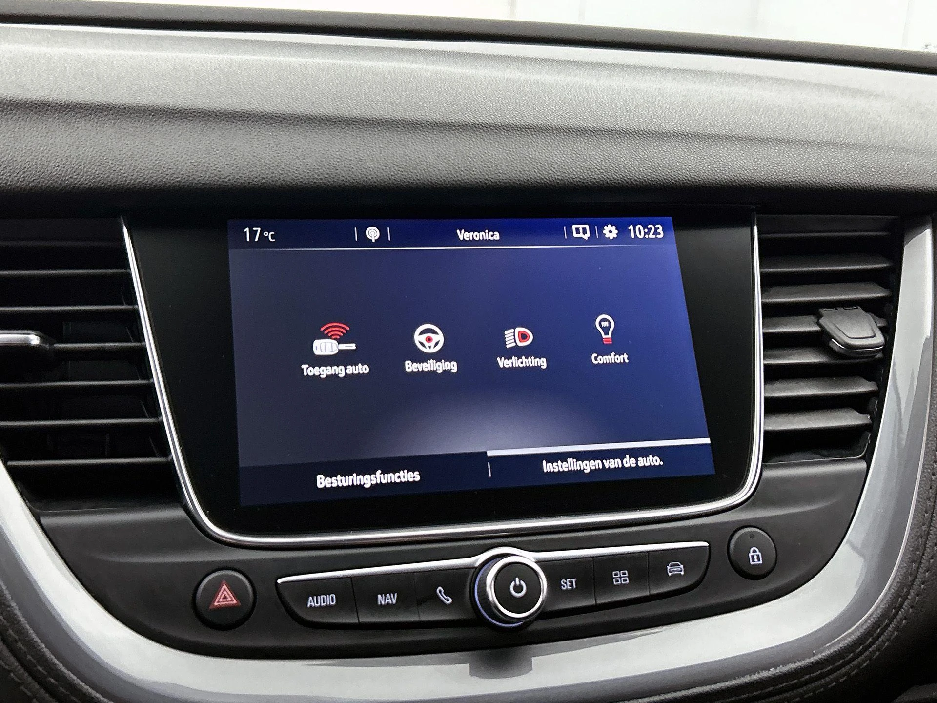 Opel-Grandland X-image-12